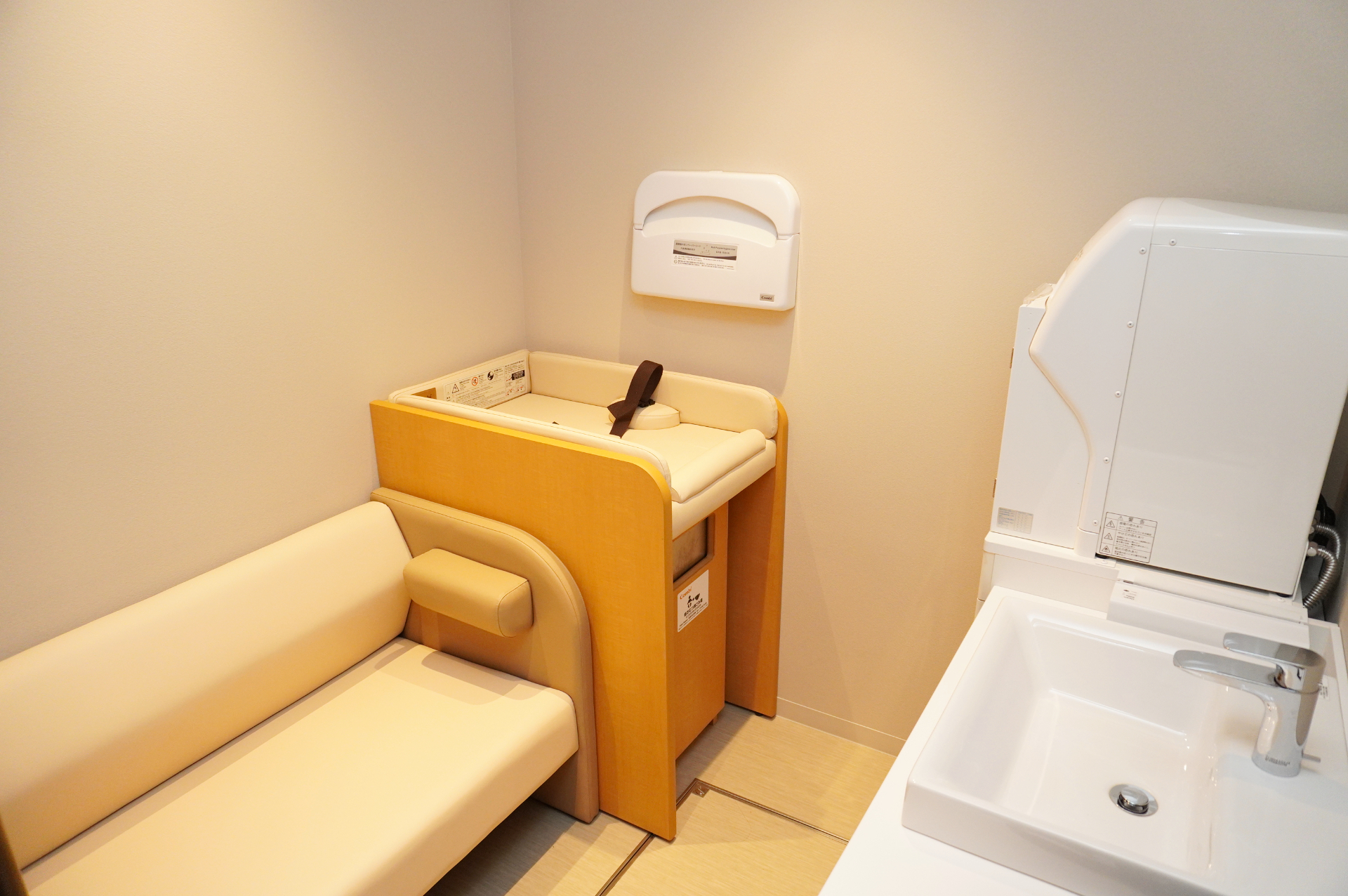 1階レストランの隣にある授乳室