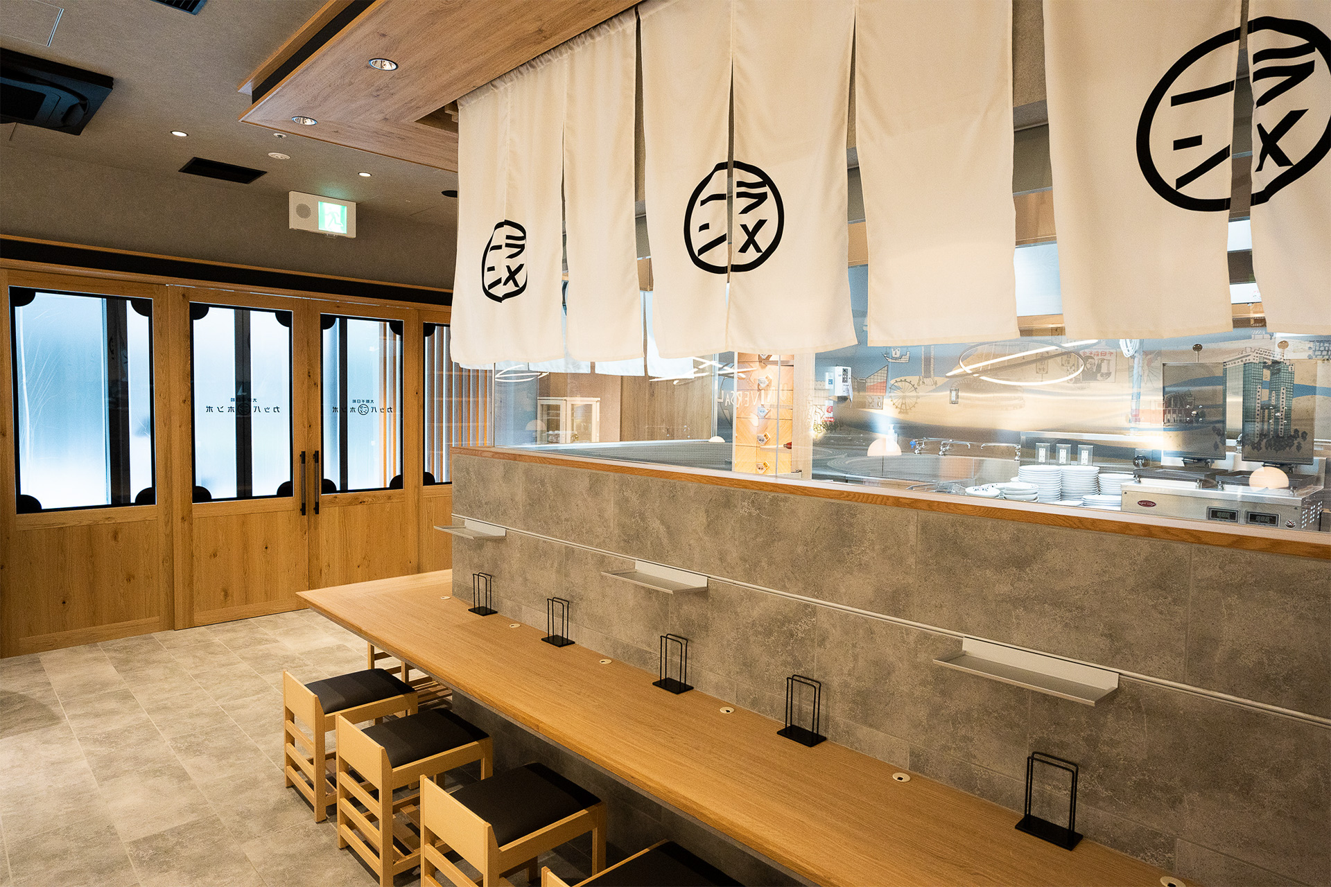 写真提供：河童ラーメン本舗