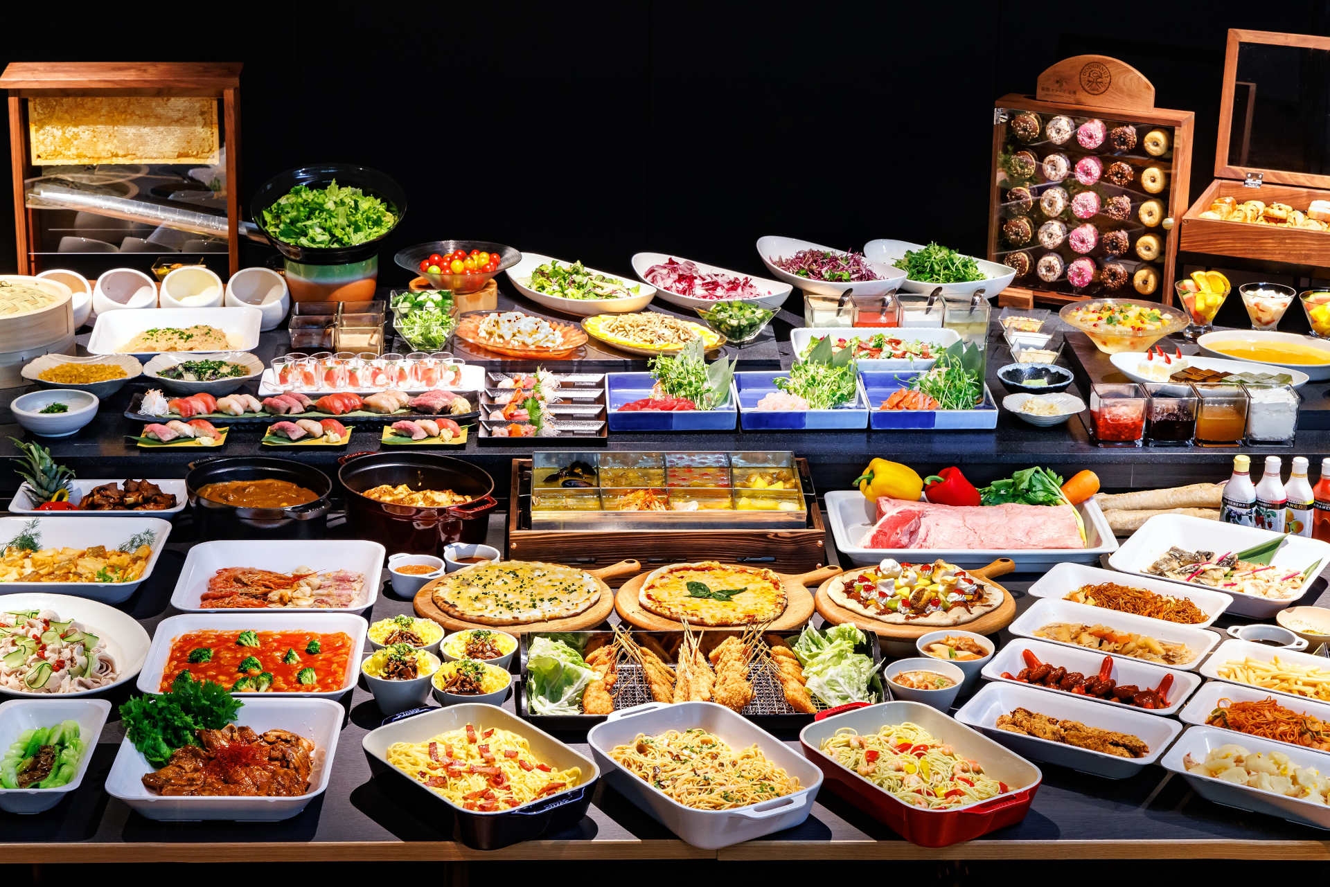 箱根ホテル小涌園のランチビュッフェとユネッサン水着ゾーンのお得なセットプランも