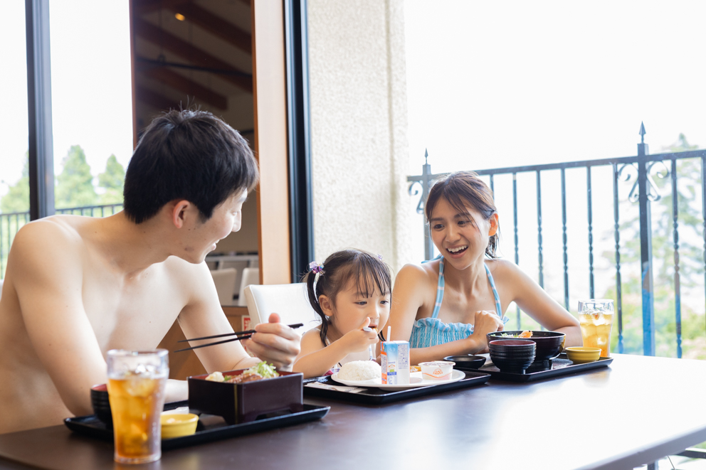 館内レストランやフードコート
