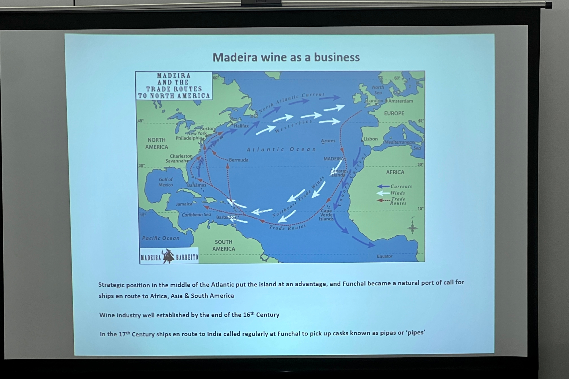ヨーロッパからアメリカ大陸へ渡る航行のなかで偶然できた加熱熟成ワイン