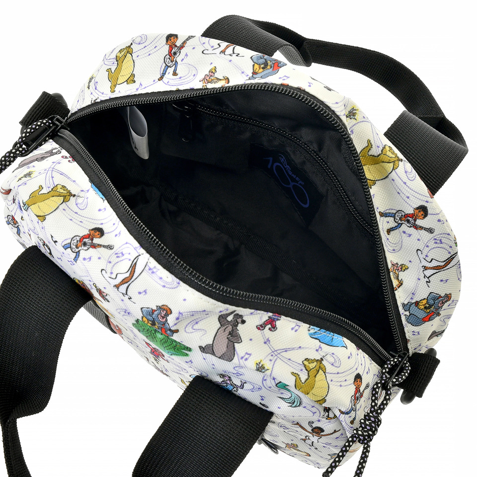 ディズニー　100周年　コロンビア　リュック ディズニーストア「Disney100 Special Moments Collection」を7
