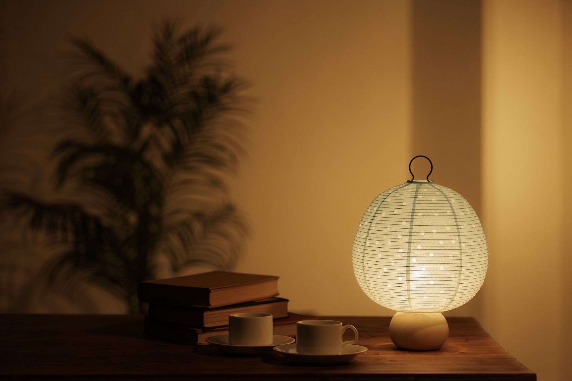 〈NEBUTA STYLE〉The Lamp – NEBUTA Patterns【スタンドライト 230 -水玉 MIZUTAMA-】（1万6500円）