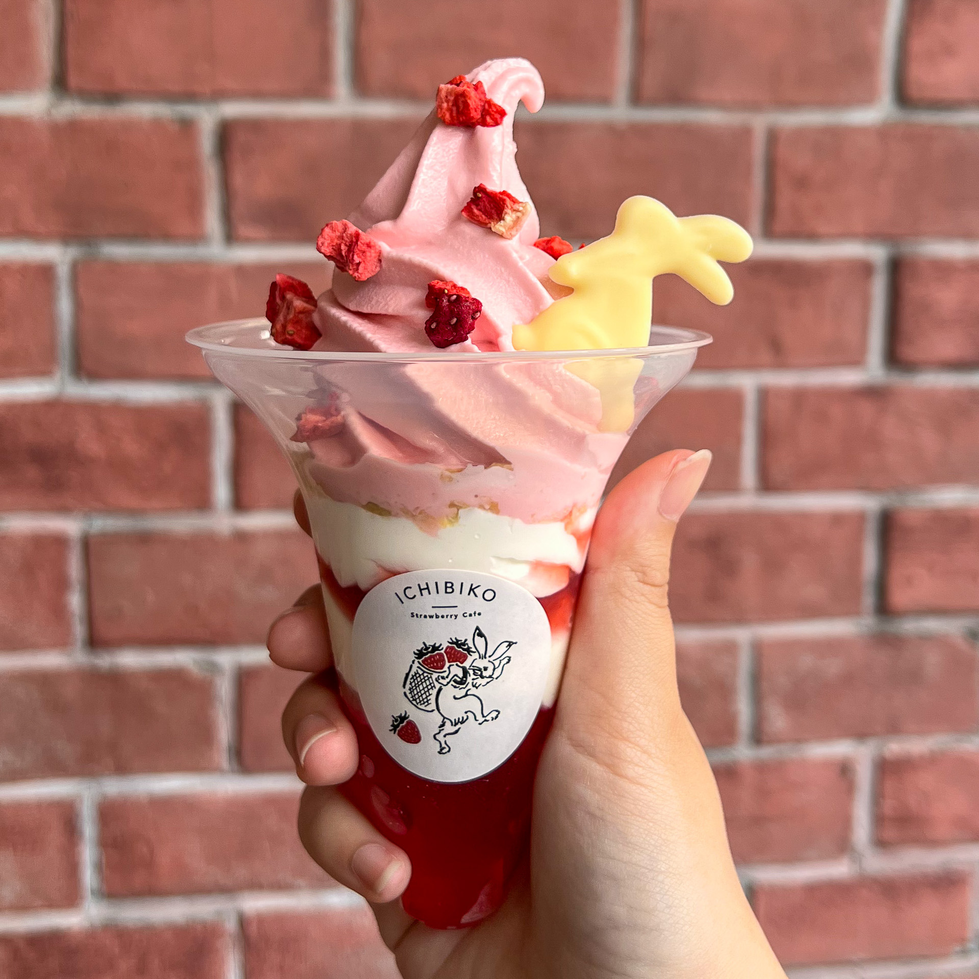 「ICHIBIKO」イクスピアリ店限定の「ICHIBIKOいちごいちごパルフェ」