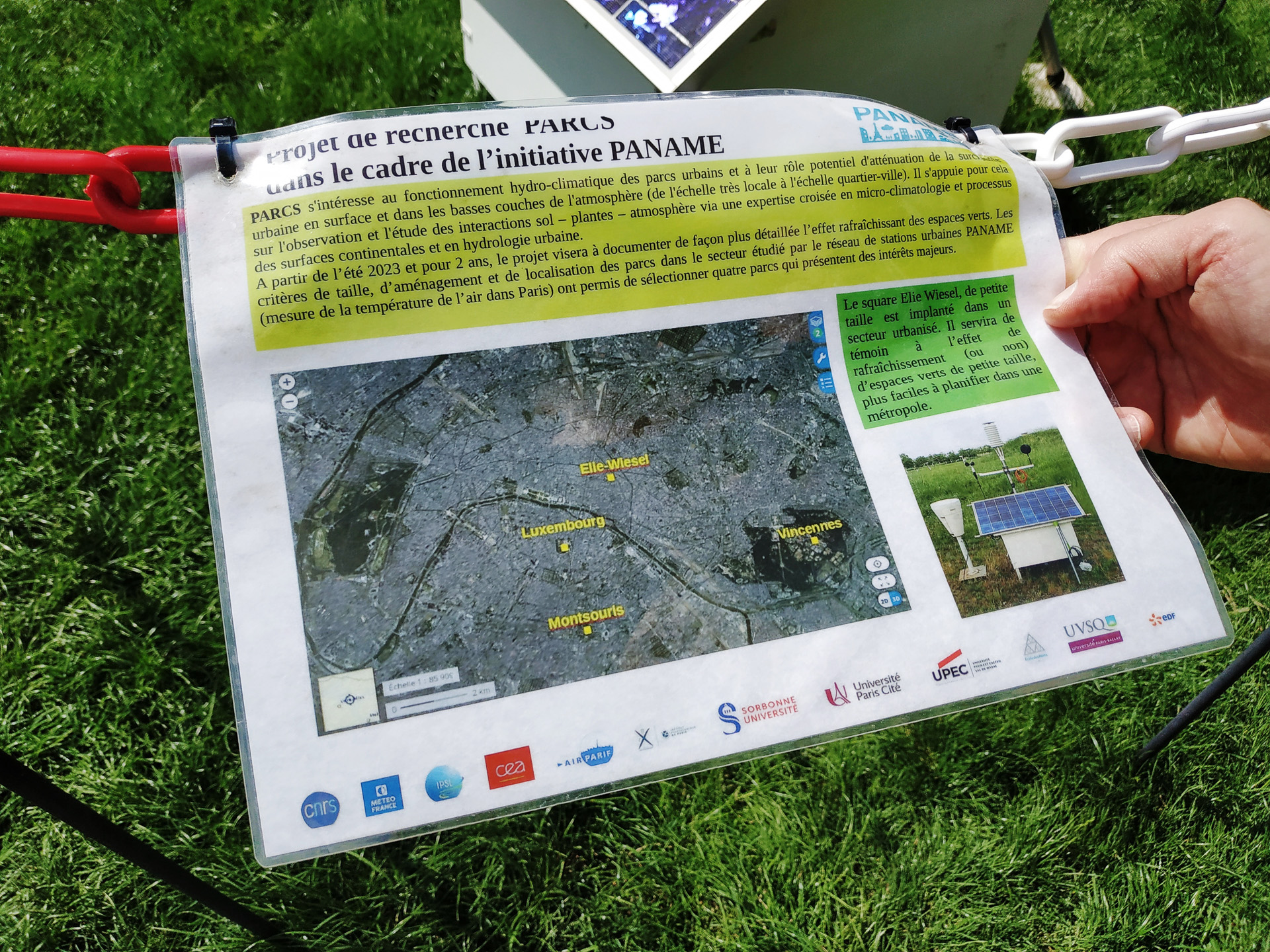 パリ市内にある大小の公園と、ヴァンセンヌの森に測定器を設置。緑地の冷却効果を今夏から2年間の予定で調査中