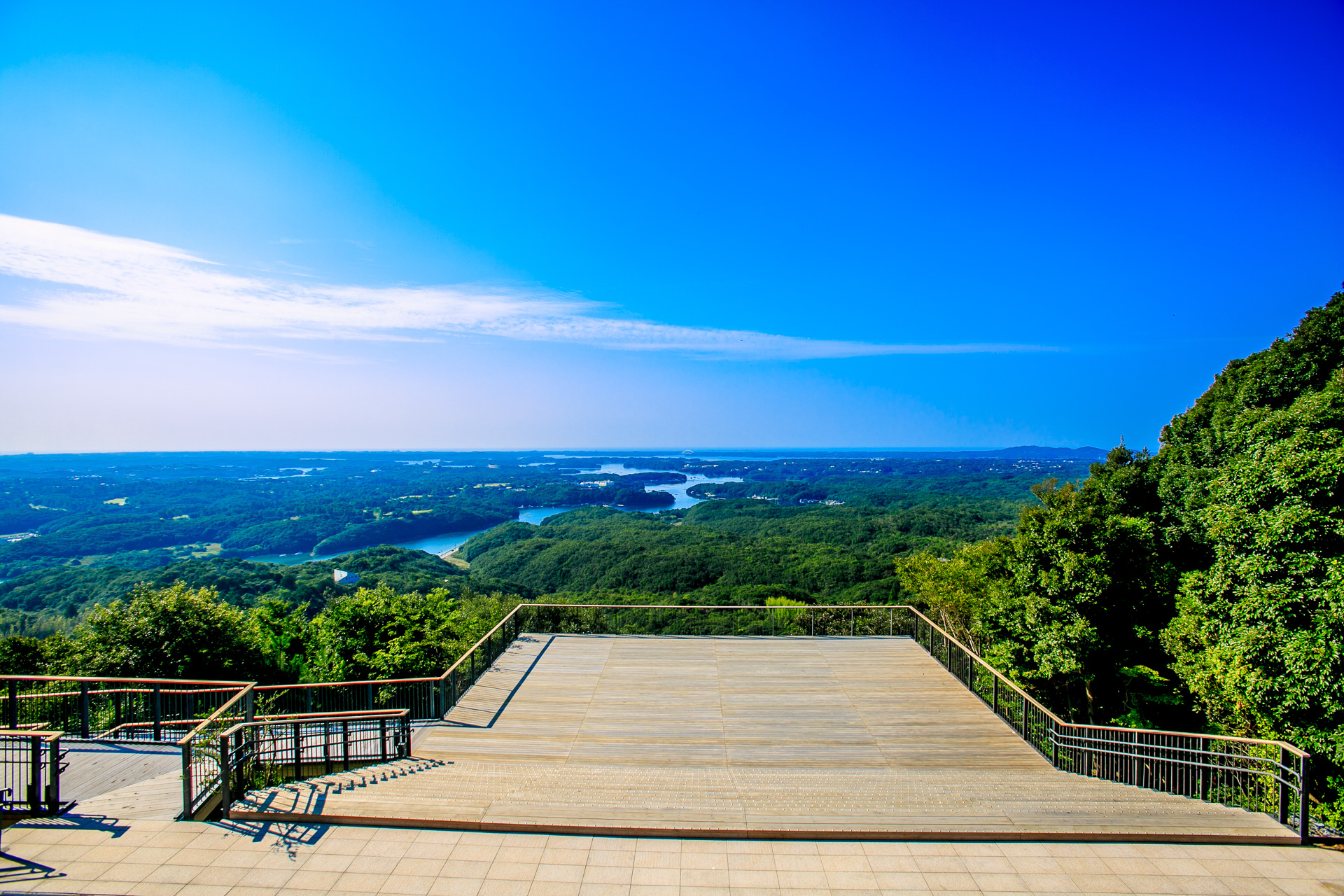 英虞湾の美しさを楽しめる有名な横山展望台からの景色