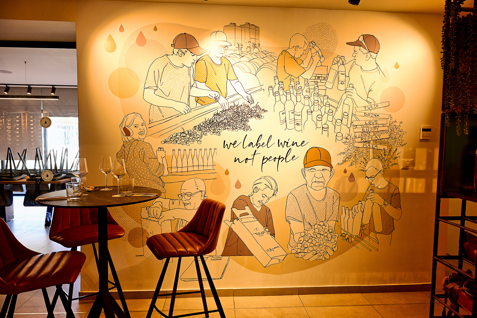 ワインについて深く知ることができるワークショップなども開かれている。アットホームな雰囲気で味わうワインの世界も素晴らしい