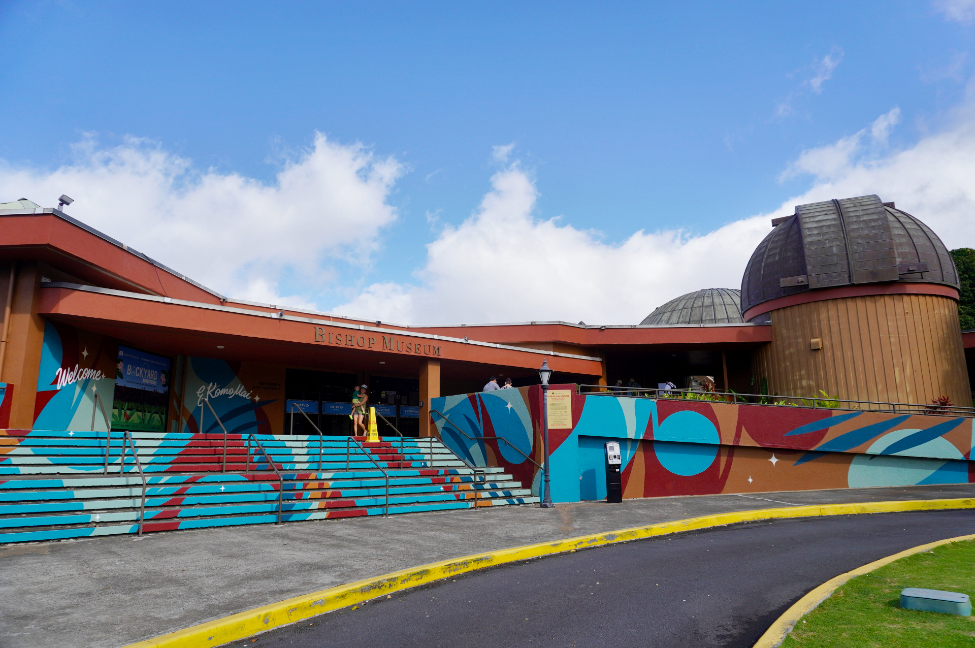ハワイ州最大の博物館。1795年から約100年続いたハワイ王国の歴史、ポリネシア文化、太平洋の自然科学などを学べる