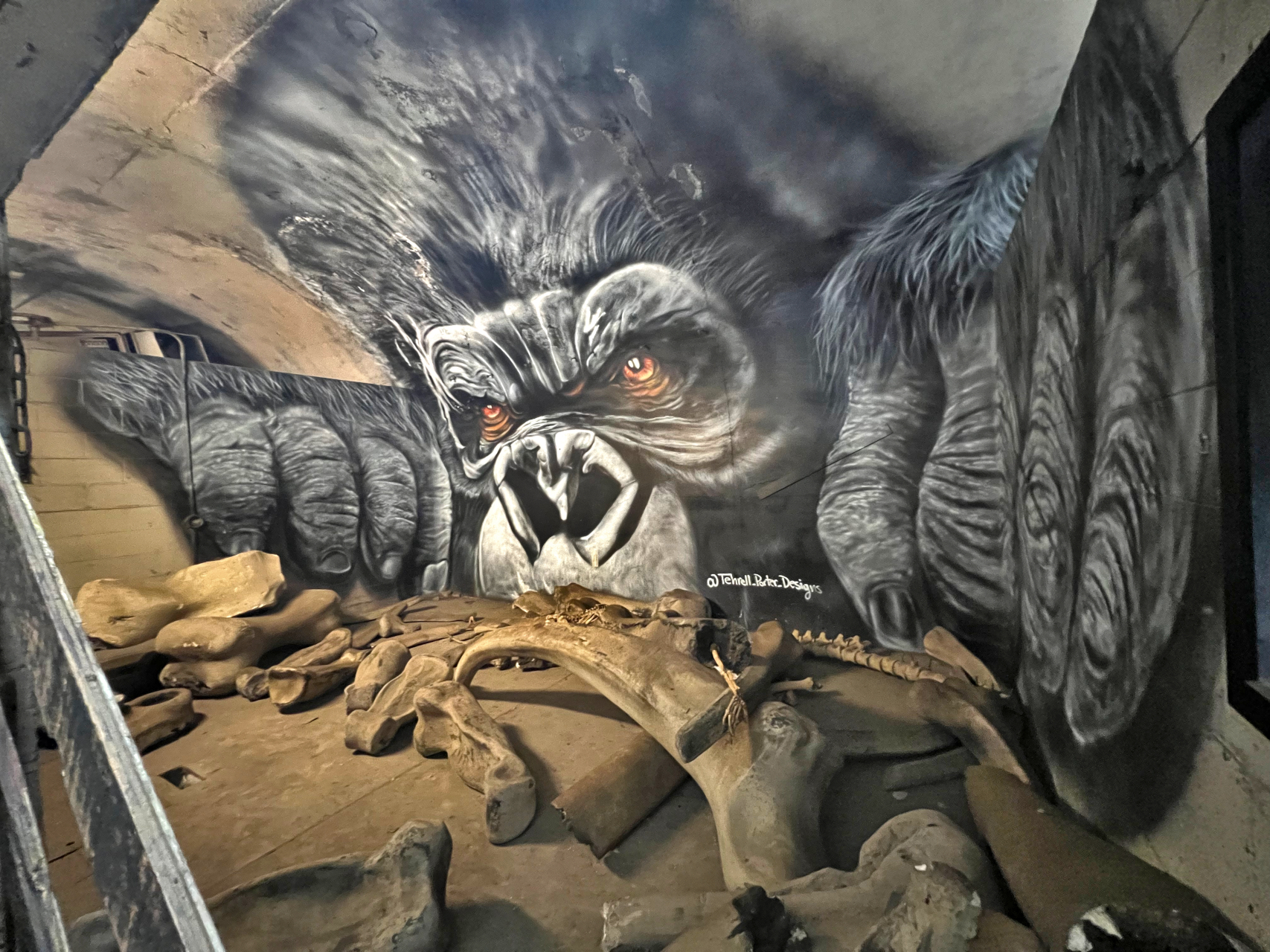 オアフ島北東に位置する4000エーカーの広大な農牧場。乗馬やジャングル探検、タロイモ畑の農業体験、映画ロケ地ツアーなど、さまざまなアクティビティを展開