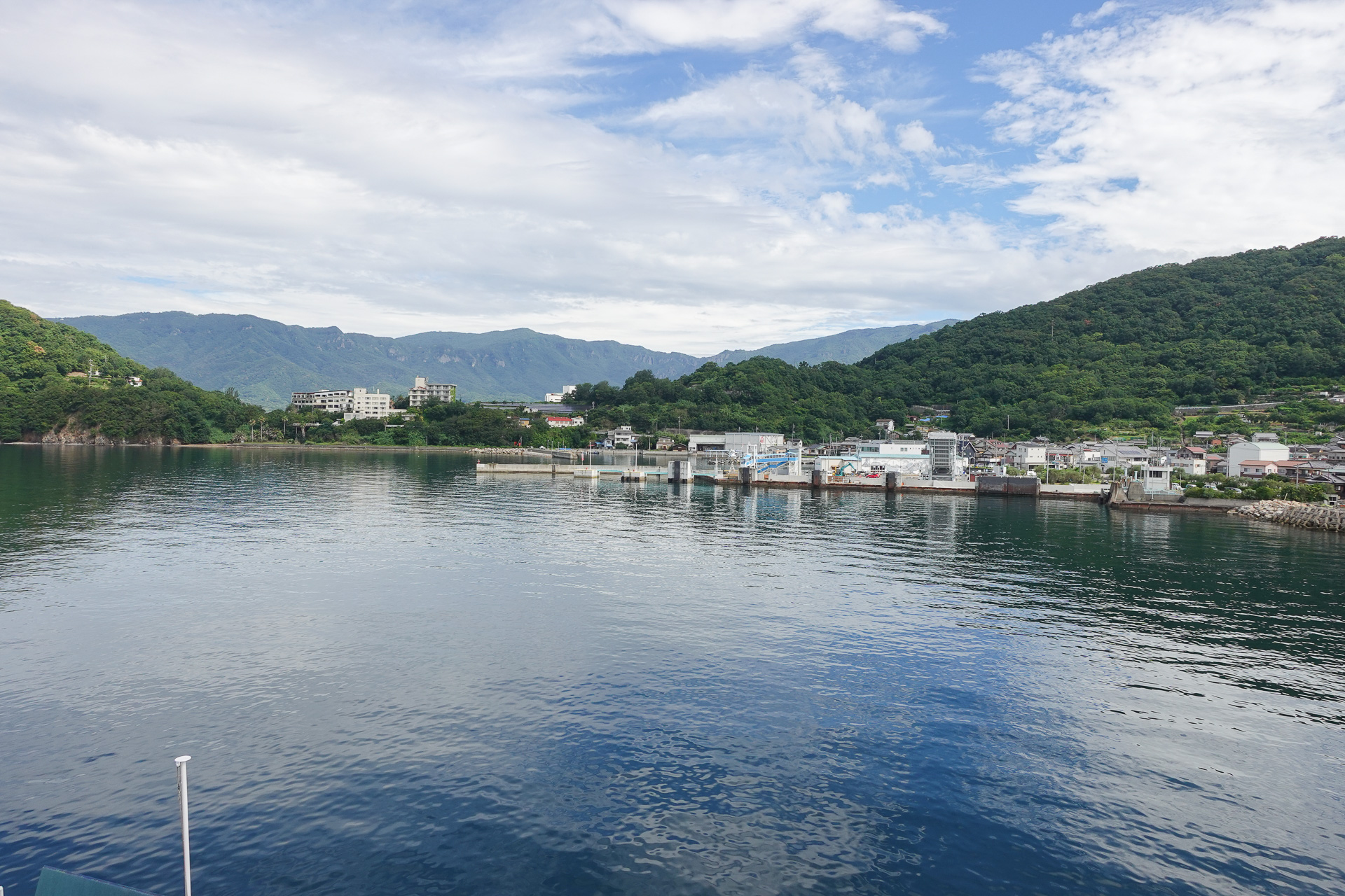 小豆島・坂手港へ