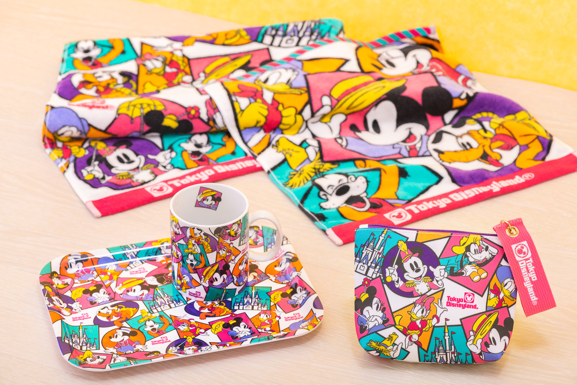 レトロ感のあるポップなデザインのアイテム