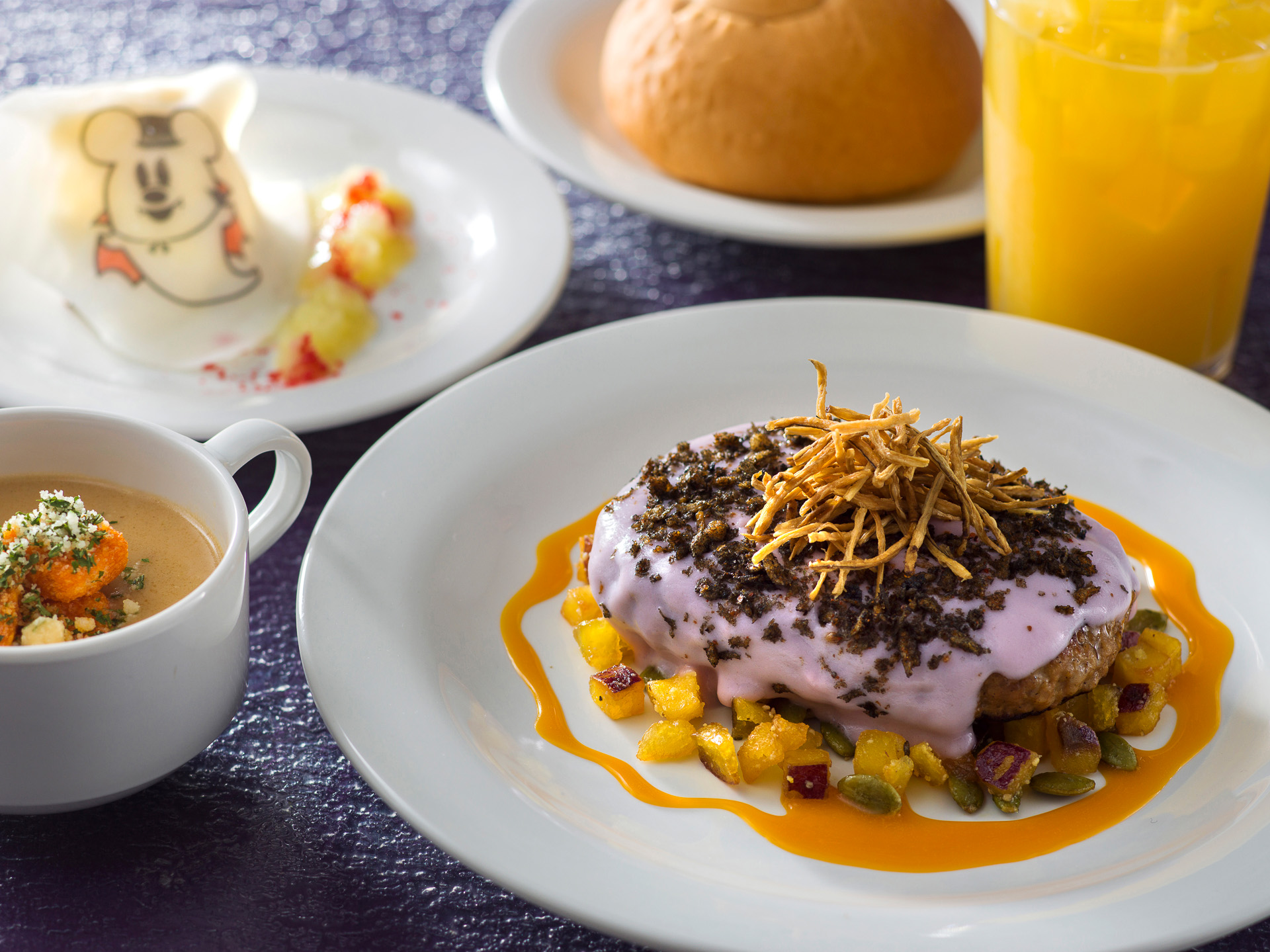 「ホライズンベイ・レストラン」の「スペシャルセット」（2680円）