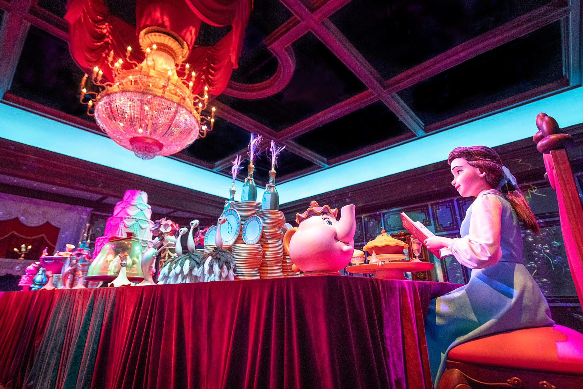 「美女と野獣“魔法のものがたり”」（2000円／回）