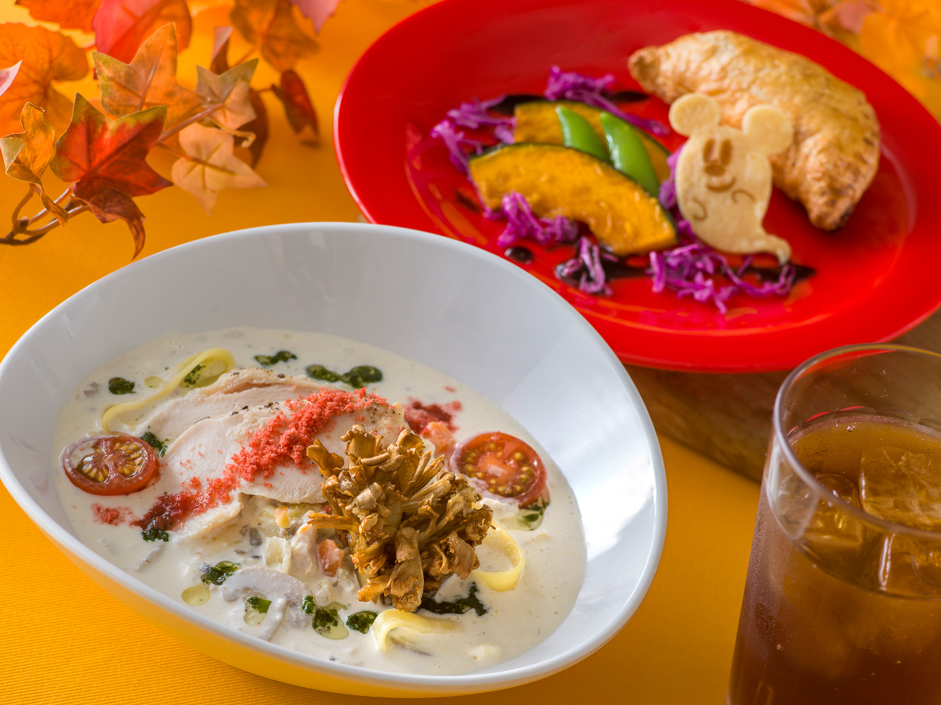 「プラザパビリオン・レストラン」の「スペシャルセット」（2200円）