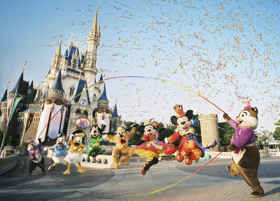 東京ディズニーリゾート開園40周年の特別な瞬間を撮り下ろした