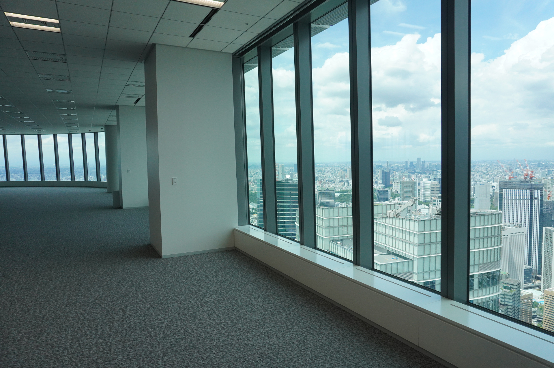 オフィスフロアからの眺望