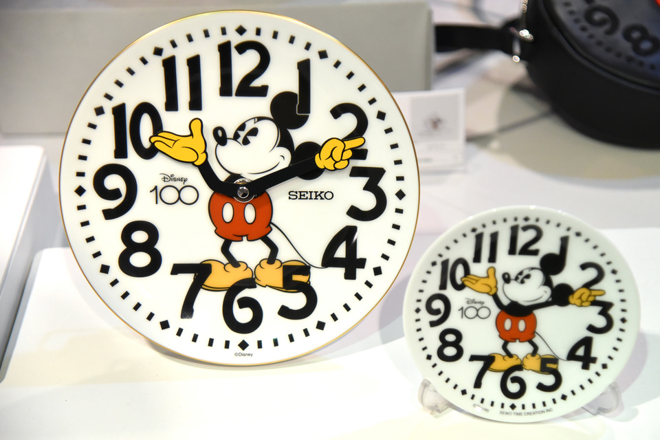 お値段1100万円、映画ファンタジアのからくり時計も。セイコー、大人