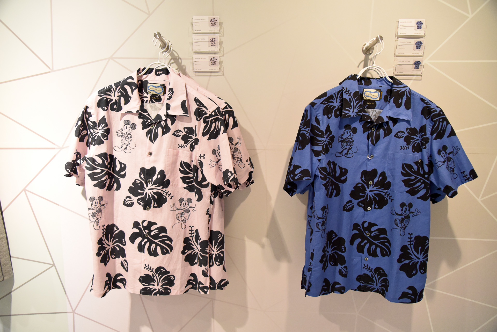 「Disney100／和光限定 PAIKAJI アロハシャツ」（各3万9600円）