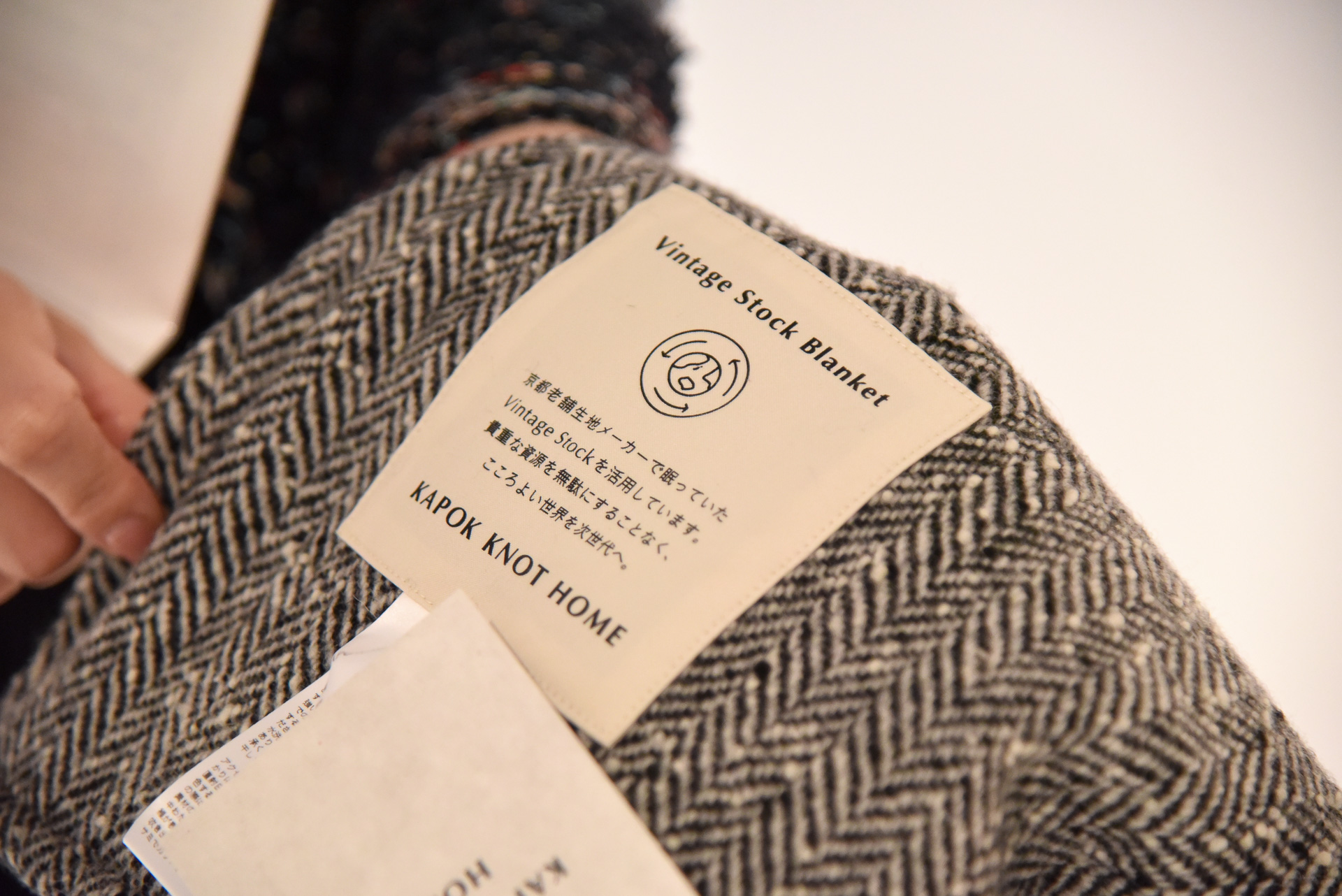 デットストック生地を活用したサスティナブルなアイテムと説明も