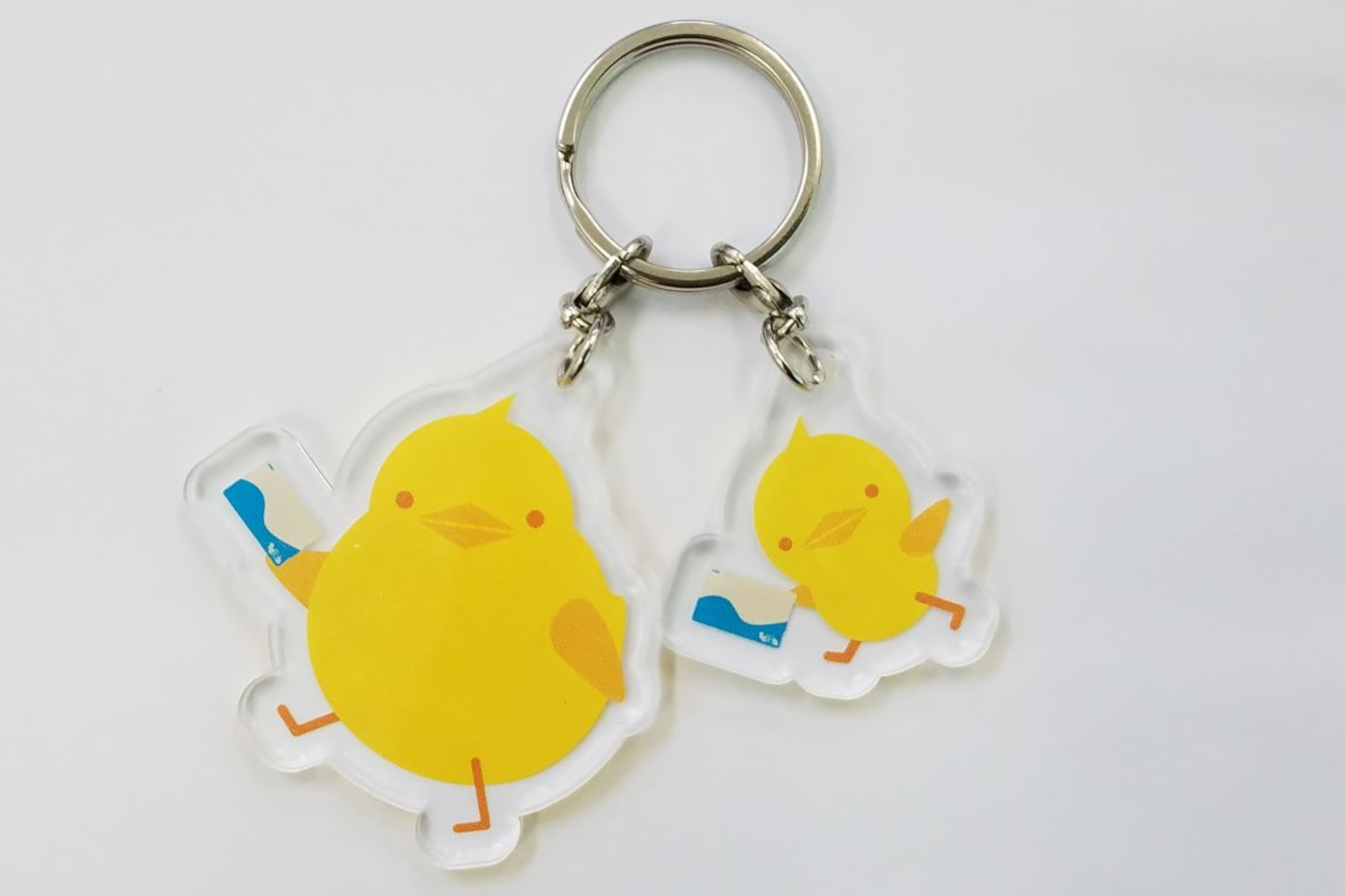 TOICAのひよこ 2連アクリルキーホルダー（1320円）