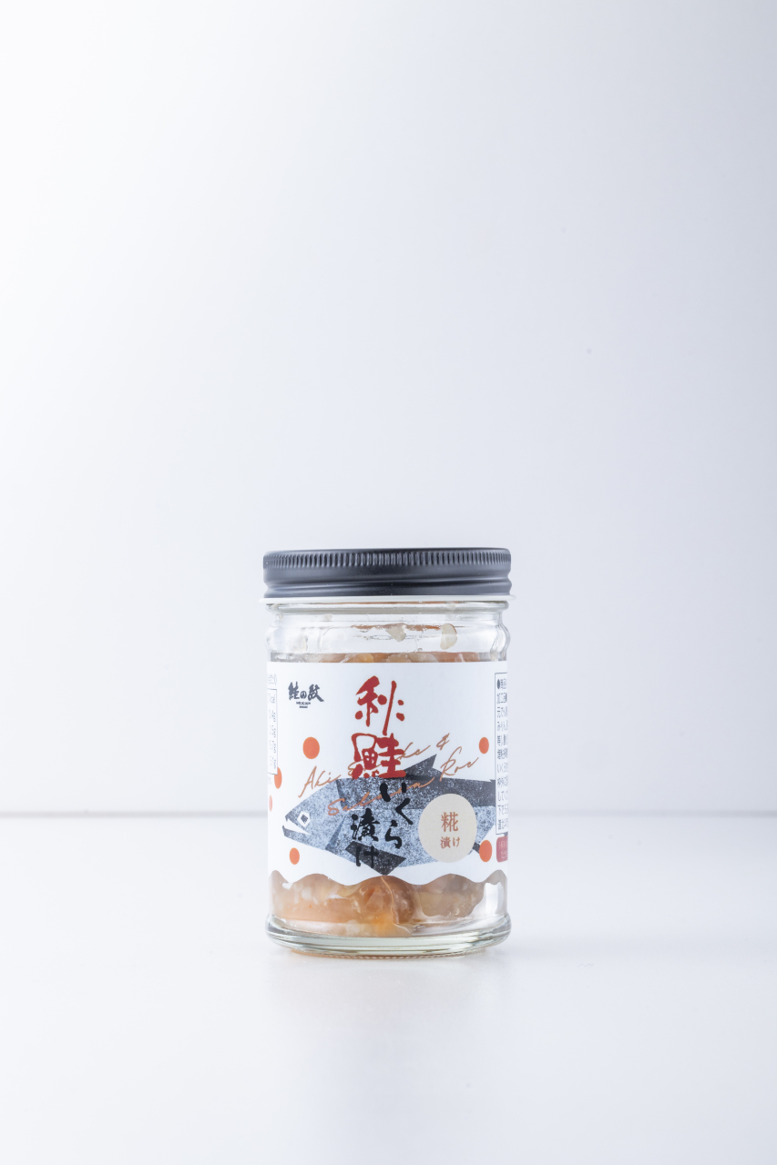 サーモンいくら漬け 醤油 110g（1296円）