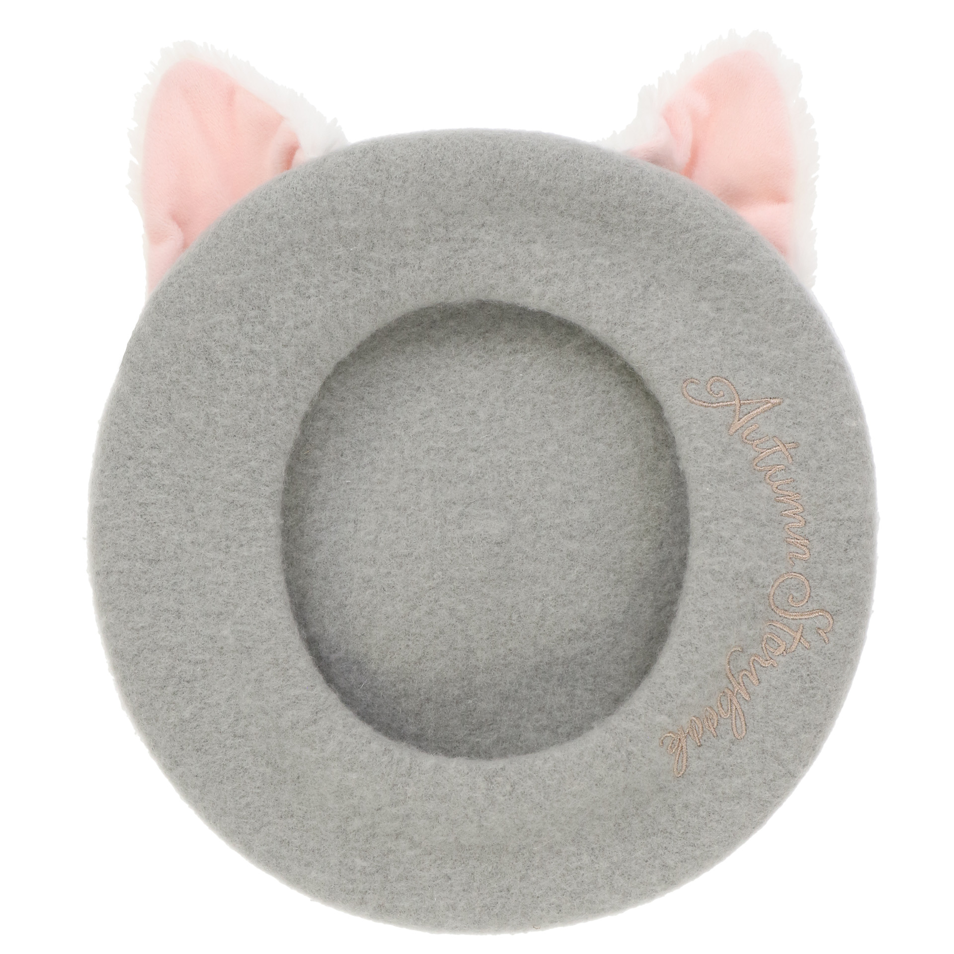 ニュアンスカラーの刺繍がサイドに