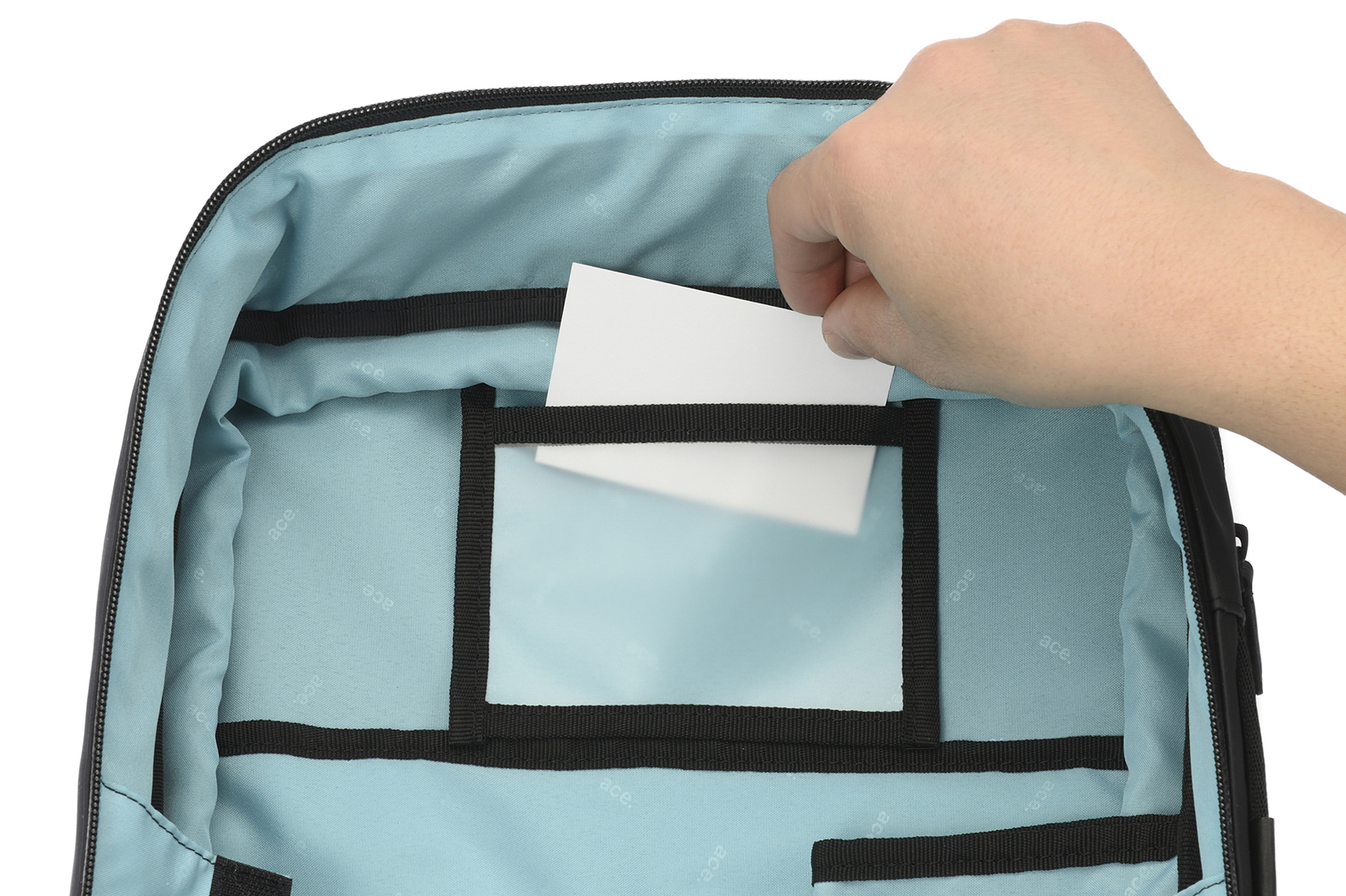 ネームカードポケット