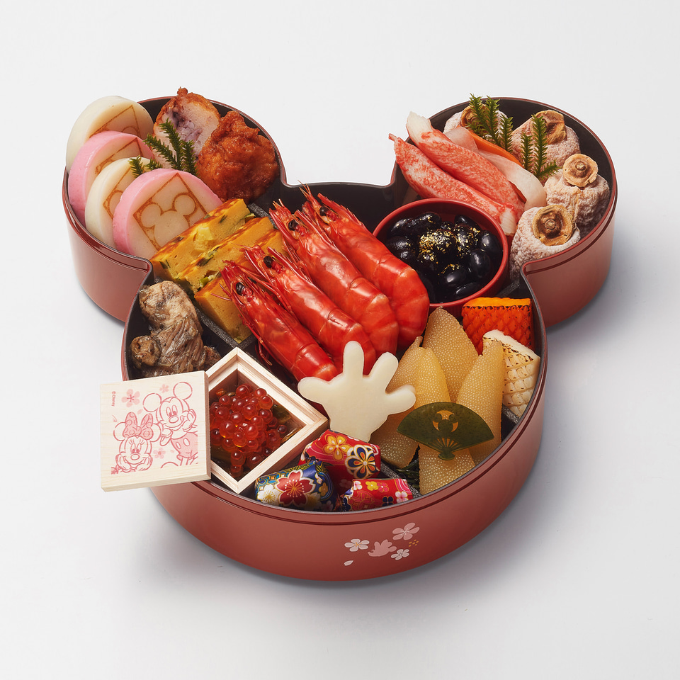 ディズニー　ミッキーマウス　ファンタジア　三段お重箱　おせち19cm おまけ付き 予約商品】［9月30日まで 5%OFF］ おせち・三段重「ファンタジア