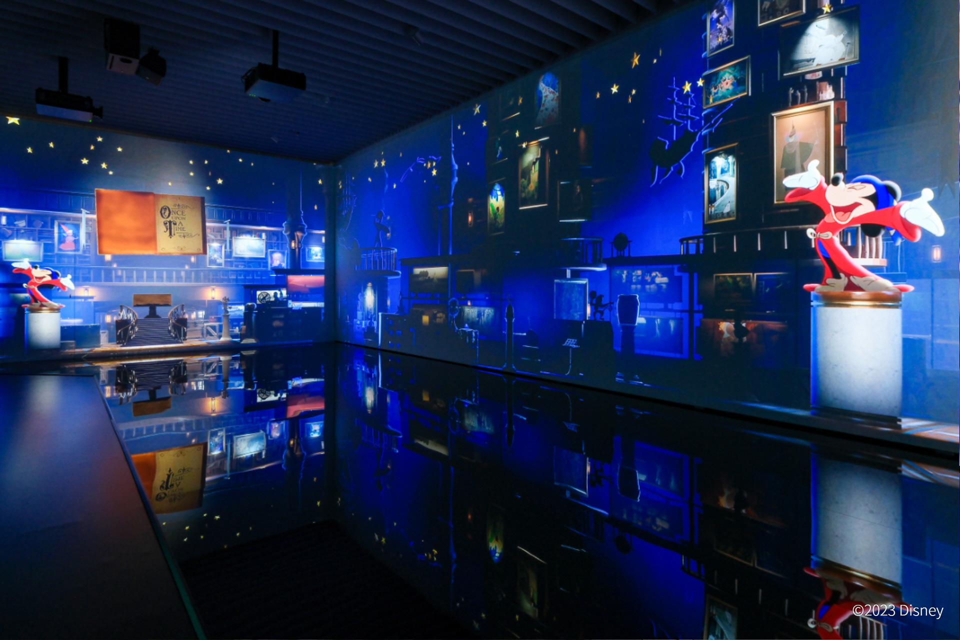 映像と音楽の没入空間が楽しめる