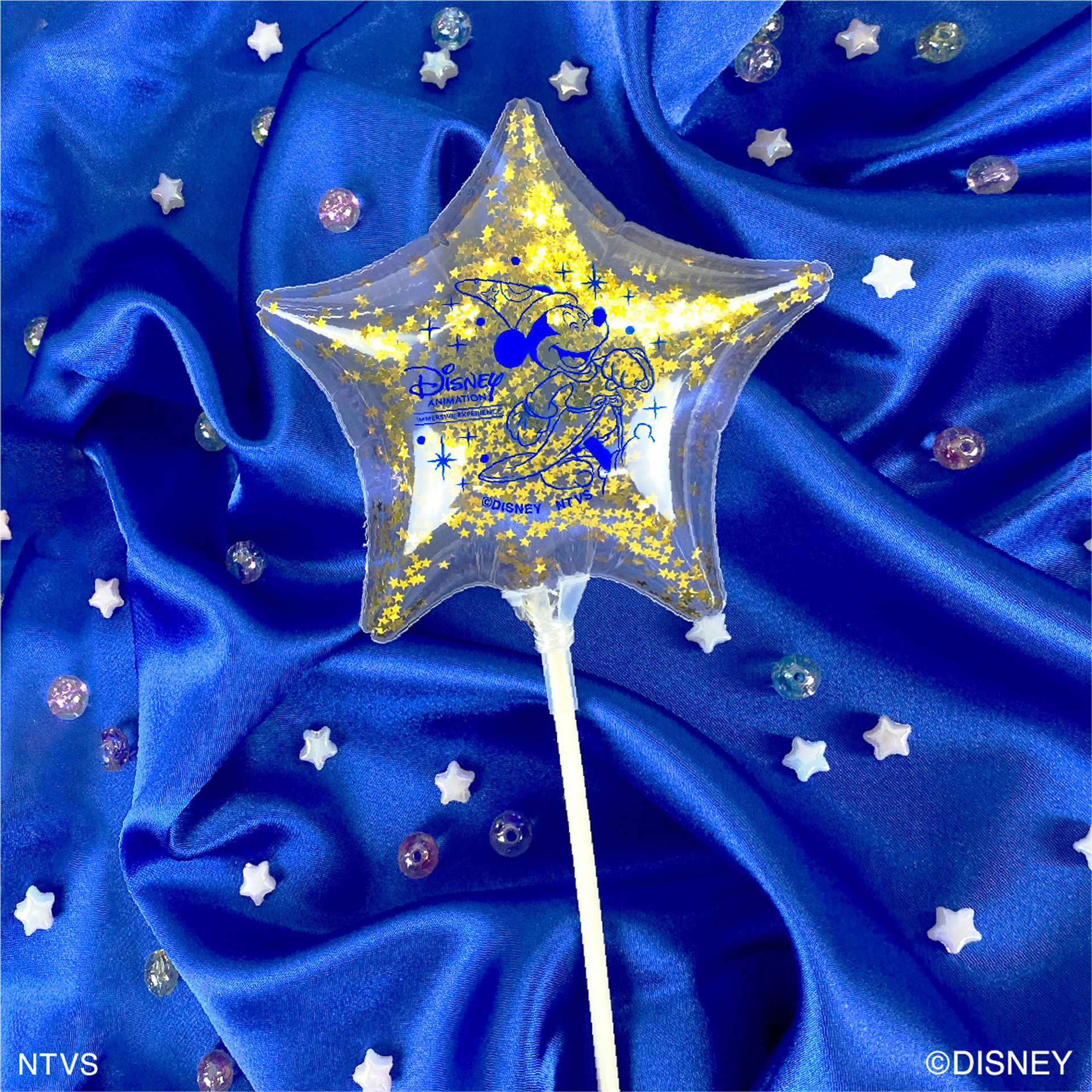 こちらは映画「ファンタジア」の「魔法使いの弟子」デザイン