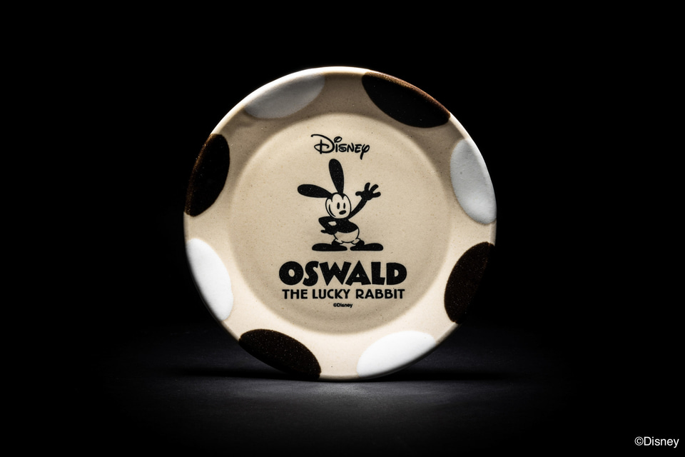 ディズニー・オズワルド柄の益子焼きで秋の食卓を飾ろう！ 使えば