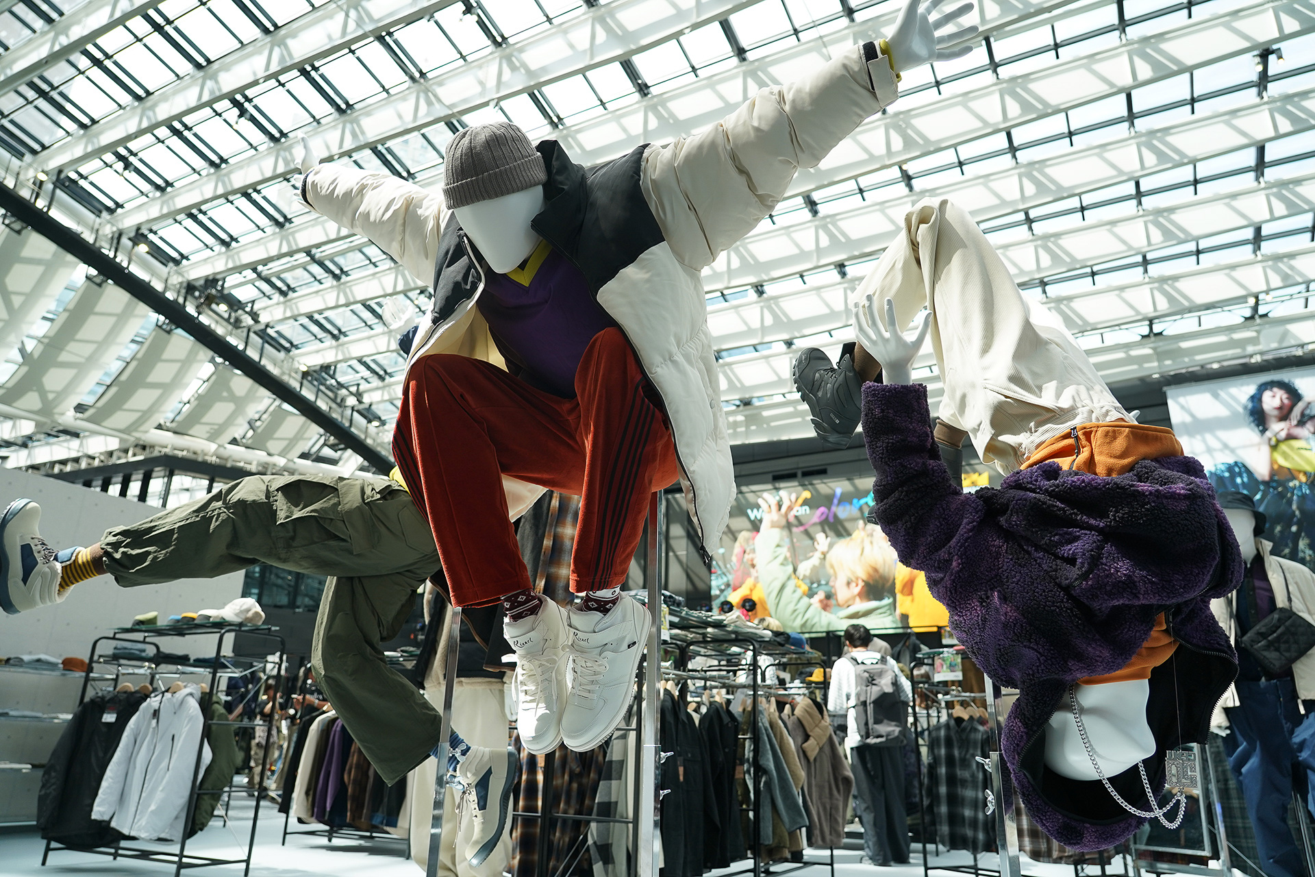 今まで以上にファッション性を強調した新製品発表会だった