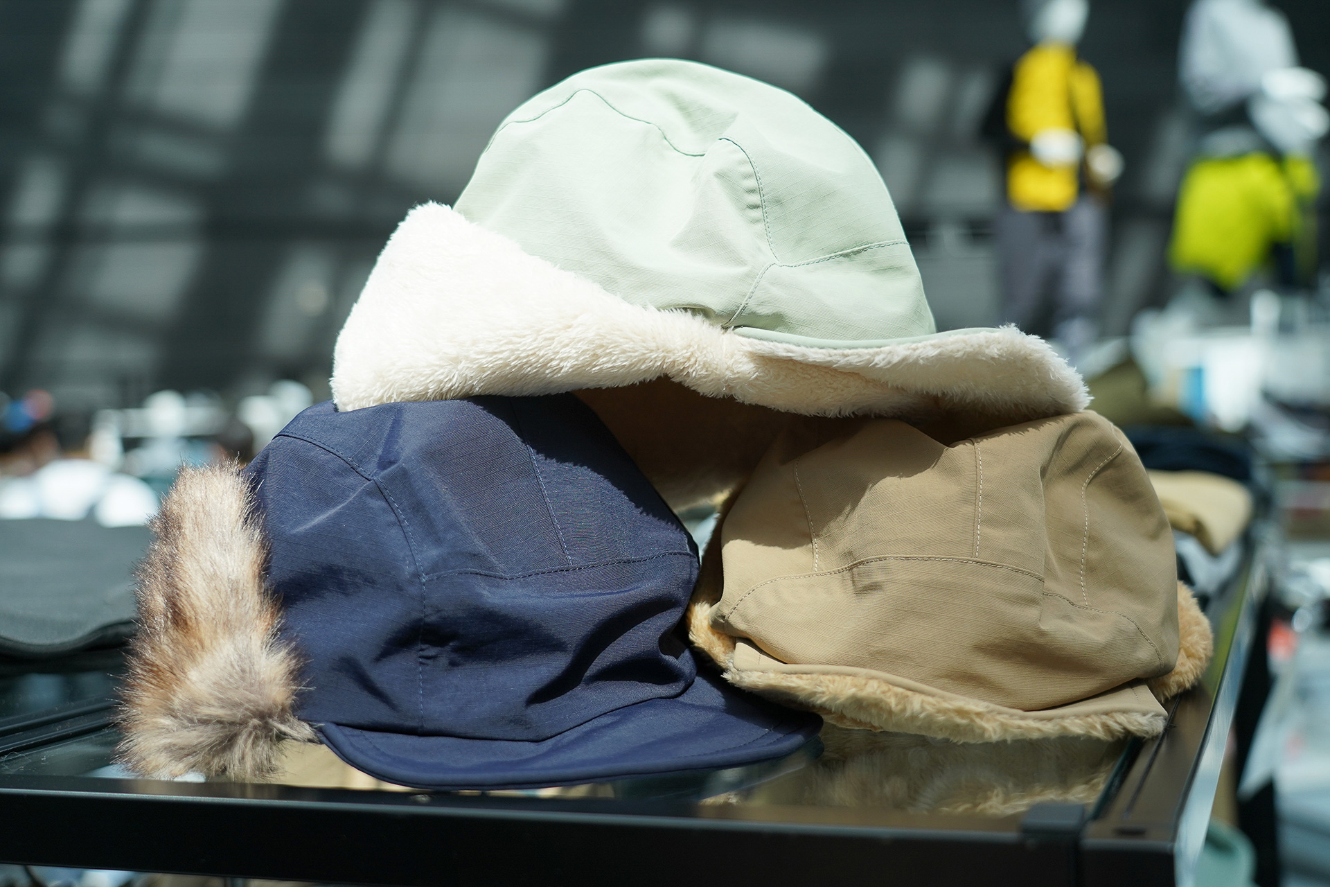 イージス防水チロリアンフラップキャップ（1900円）