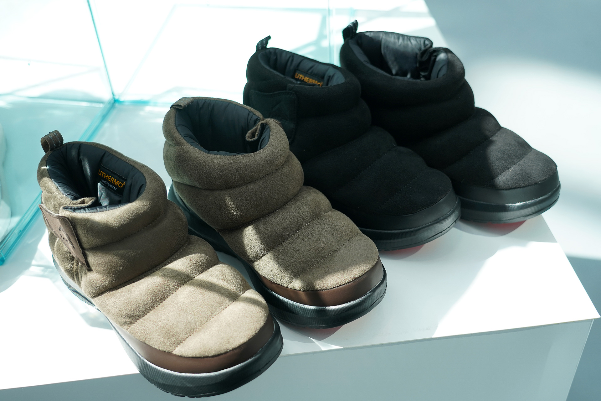 赤外線蓄熱素材を内蔵したあったかブーツ（2500円）