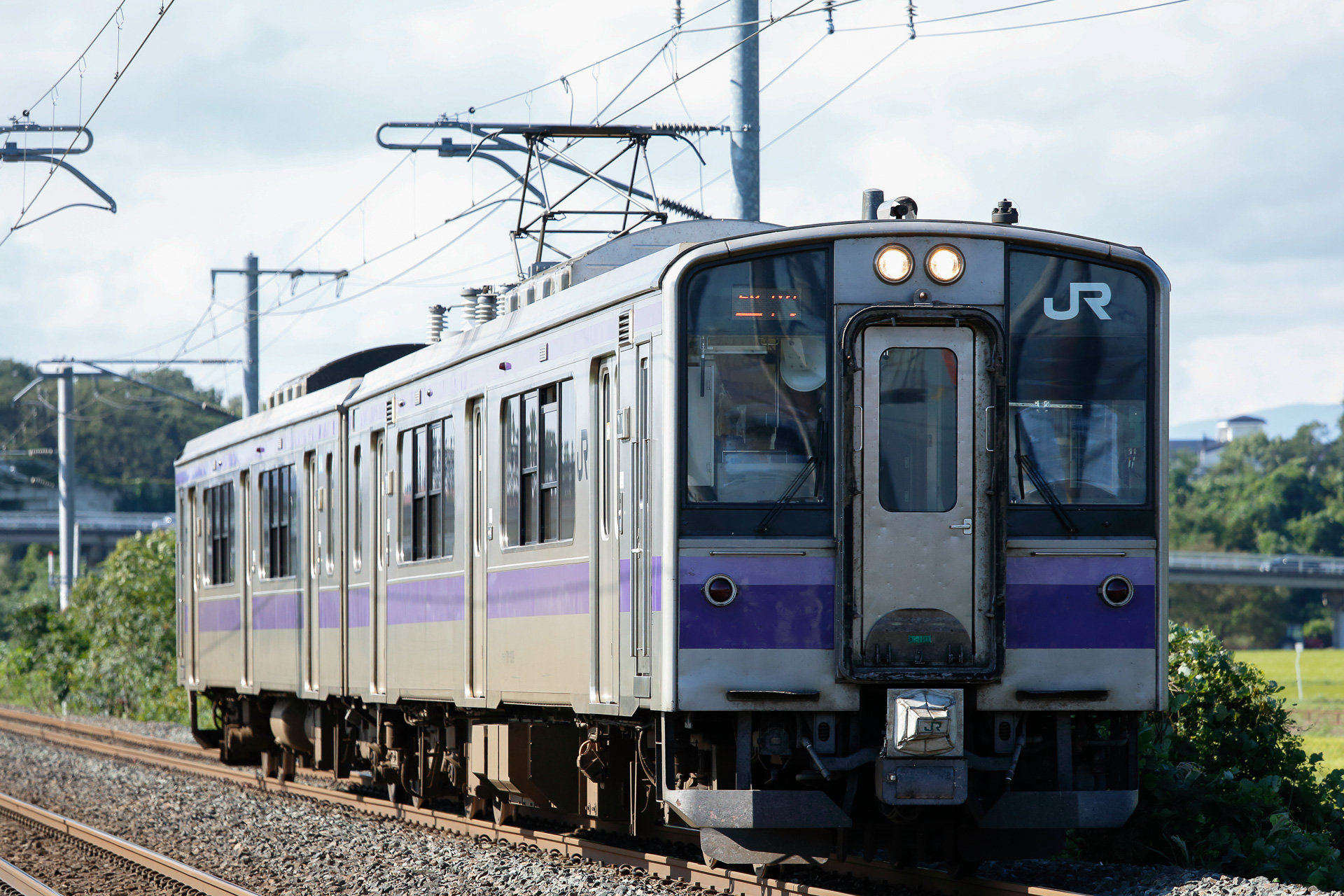 これも話題にならないが、東北本線、とりわけ仙台以北の普通列車もそうとうにいい走りをする。遅延回復のために、701系が本気の全力走行を見せつける場面に遭遇したことがある