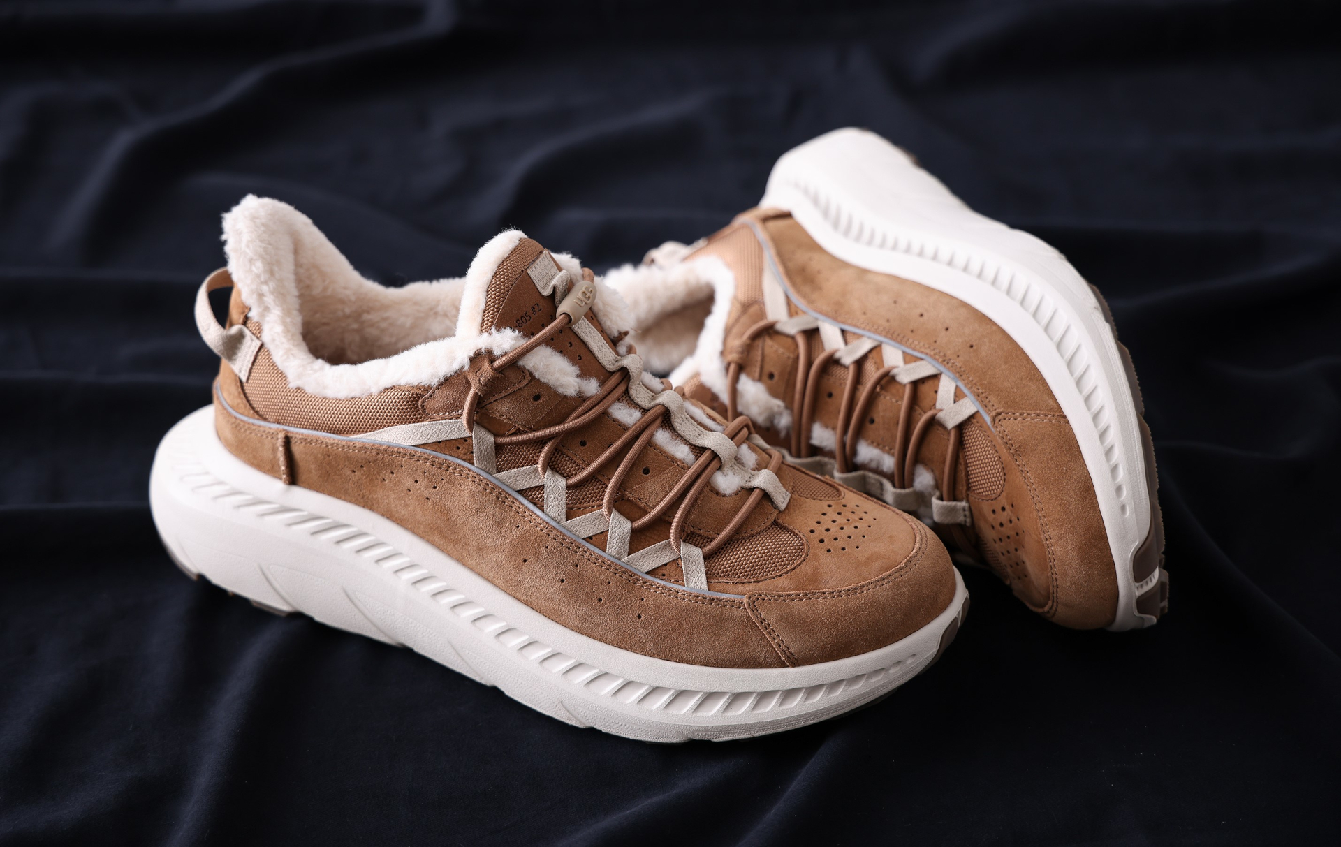 UGGからファッション性と機能性を備えた秋冬新作シューズが登場