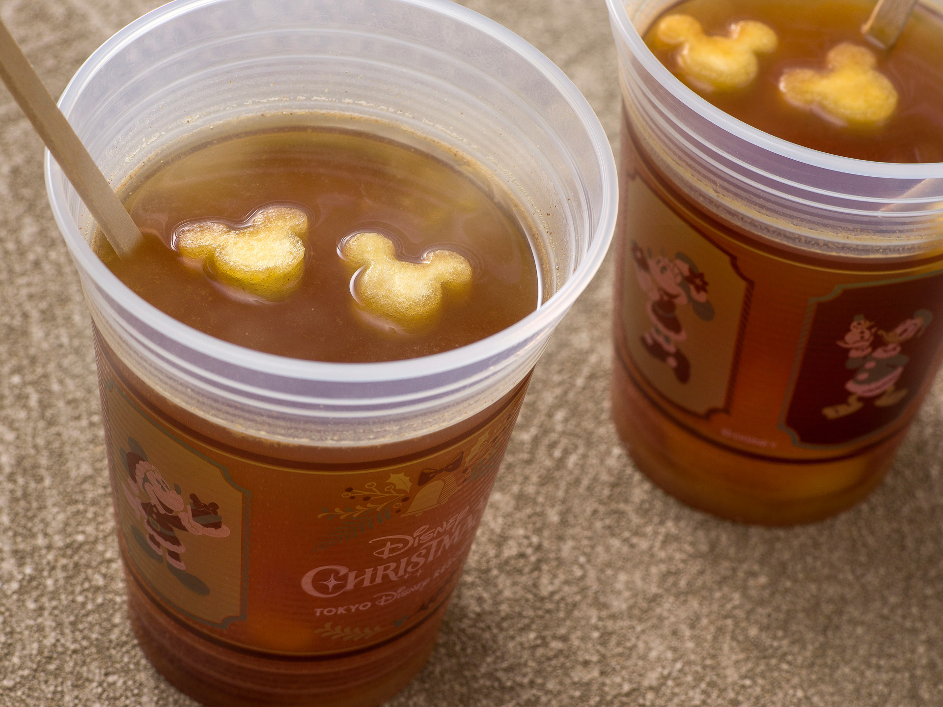 「ザ・ガゼーボ」の「ホットアップルジンジャードリンク」（600円）