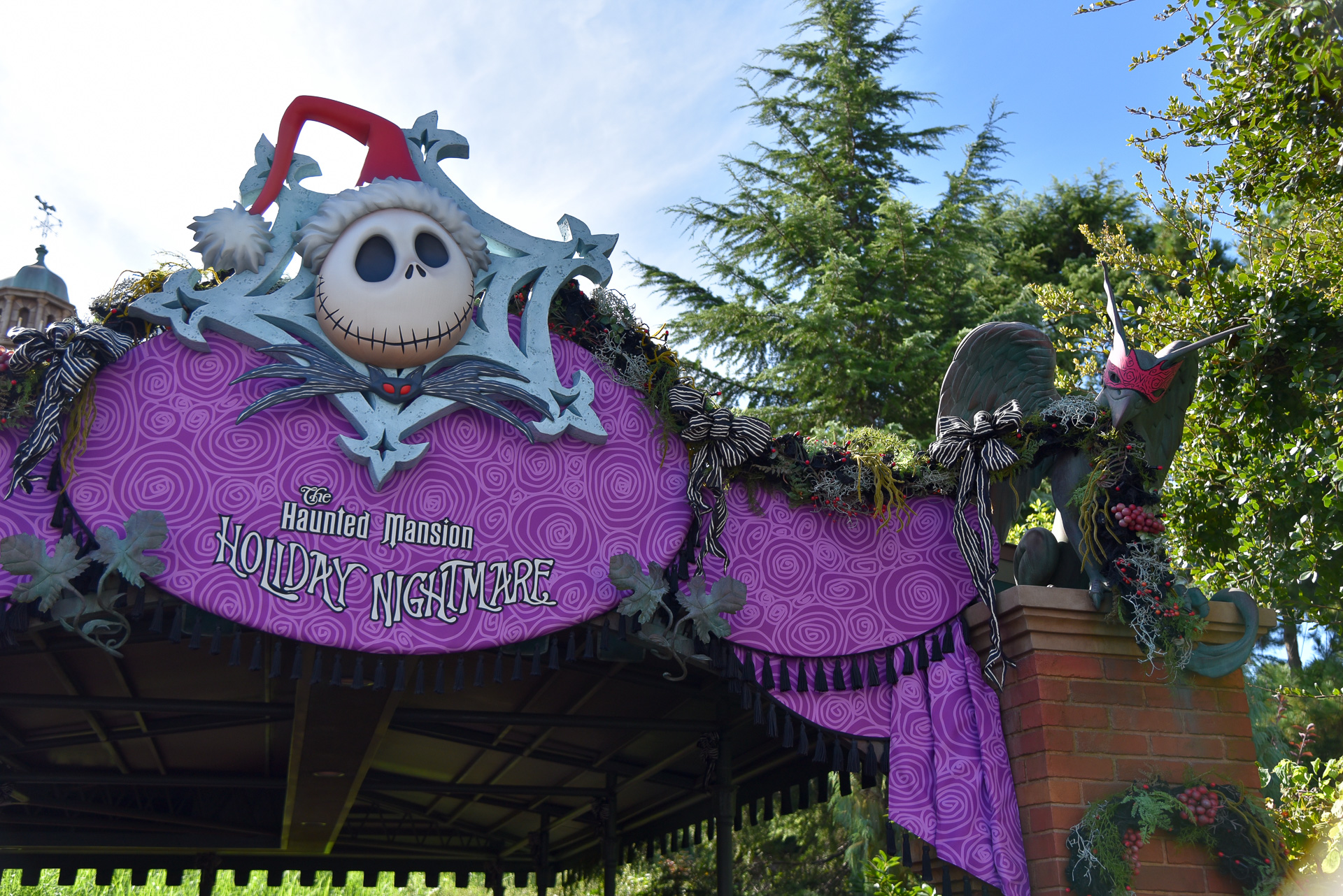 「ホーンテッドマンション」が「ホーンテッドマンション“ホリデーナイトメアー”」に