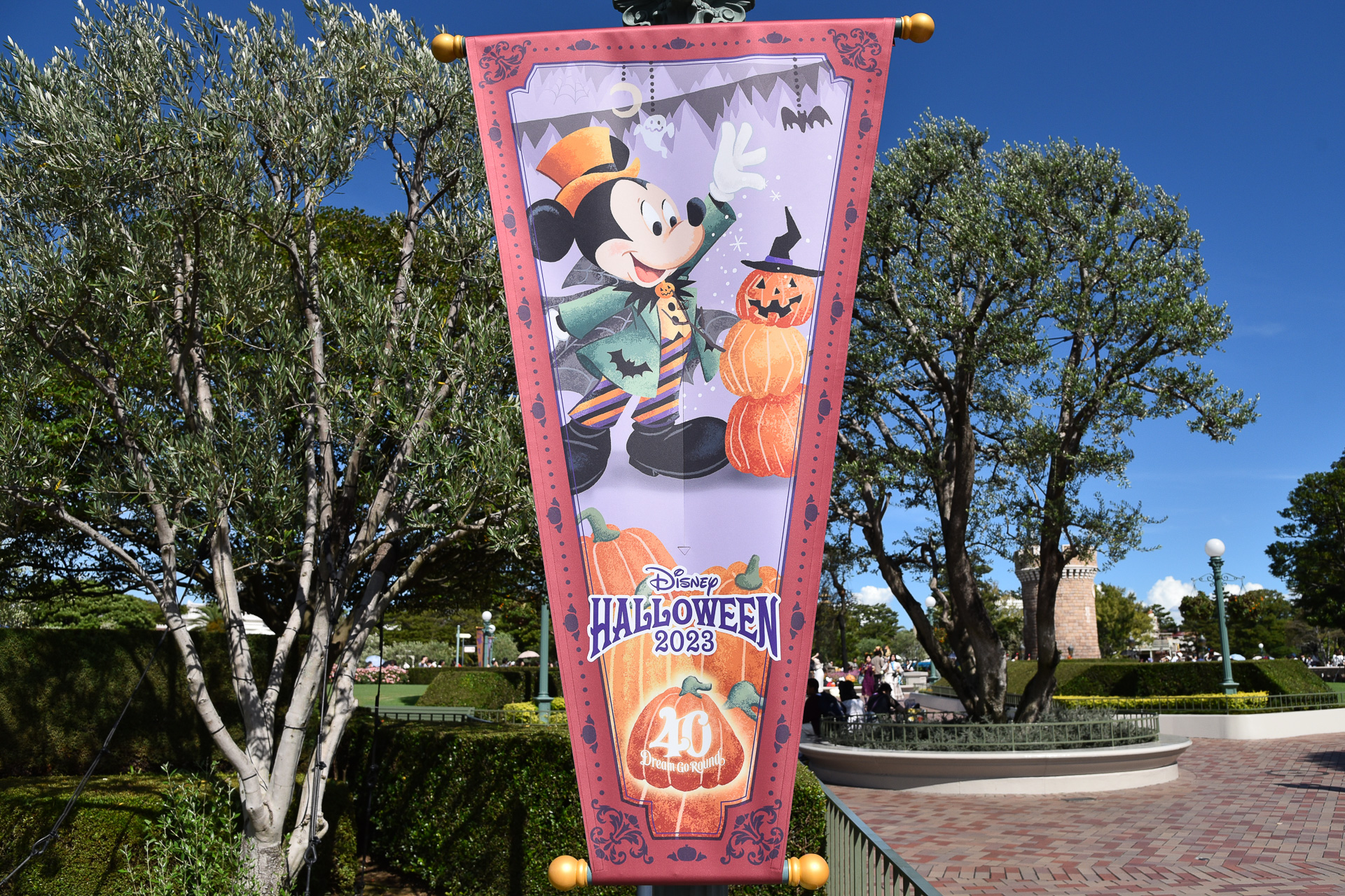 東京ディズニーランドでスペシャルイベント「ディズニー・ハロウィーン」がスタートしました