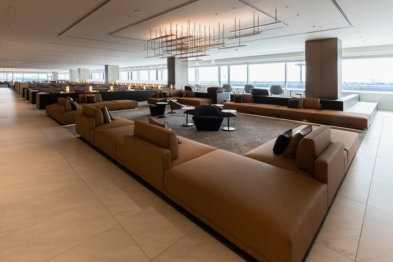 ANA LOUNGE