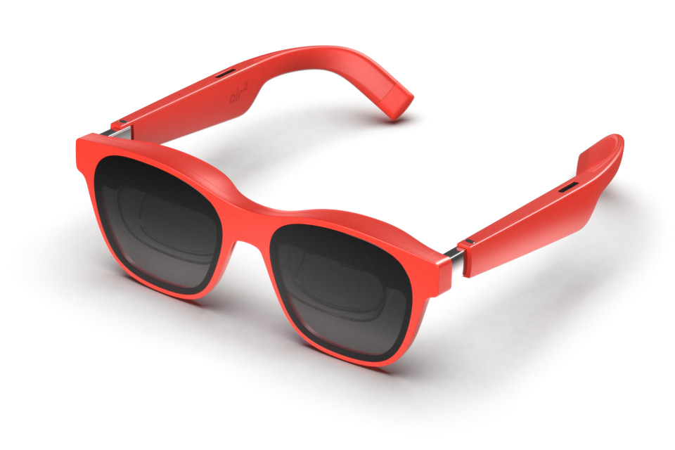 飛行機や新幹線でも大画面、ARグラスの新モデル「XREAL Air 2