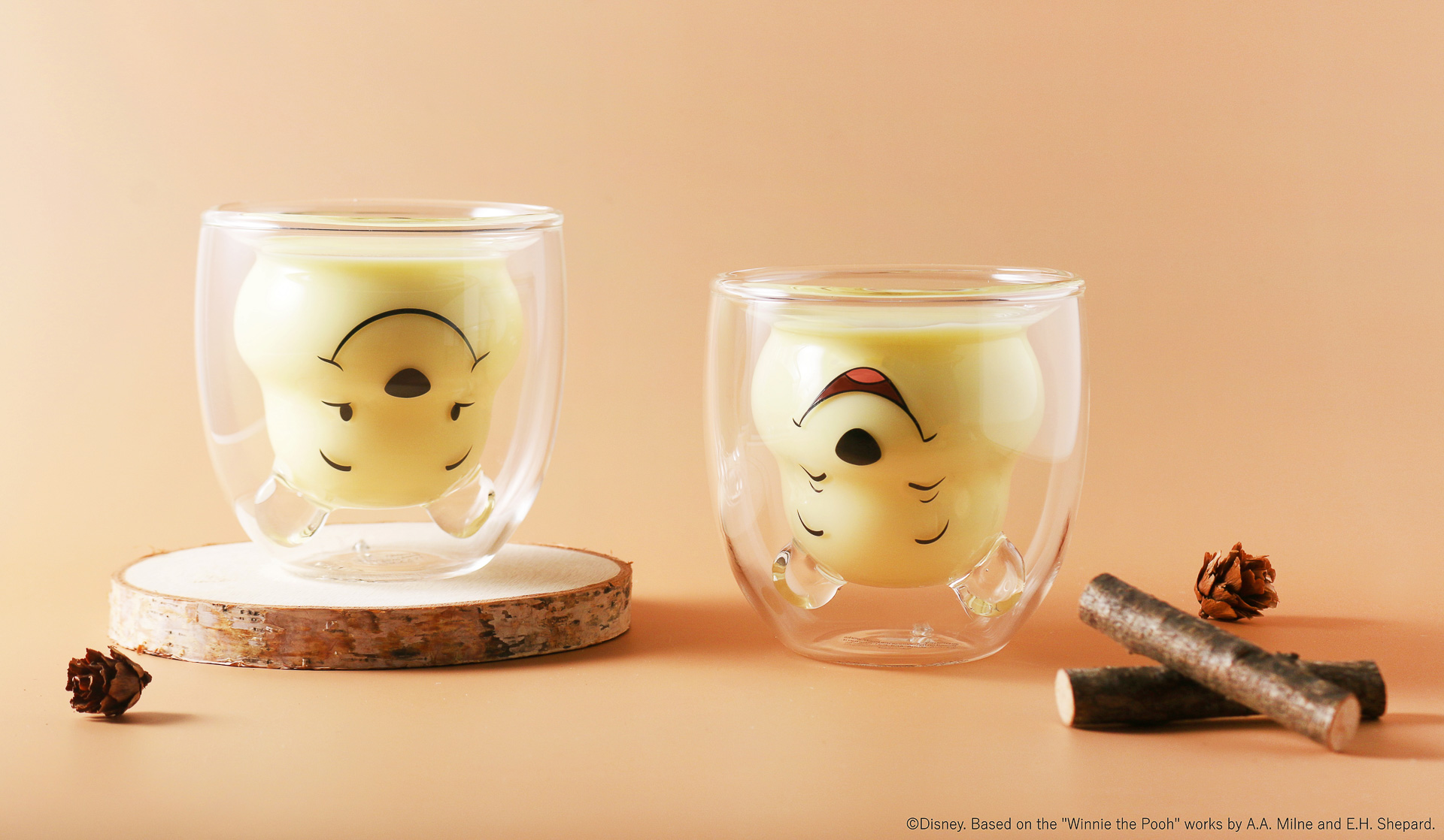 アイワ工業が「『くまのプーさん』ダブルウォールグラス」（4730円）を発売する