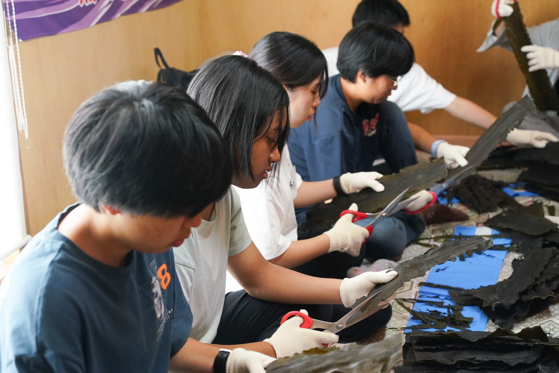 意外と手慣れてきて、黙々と作業に集中している