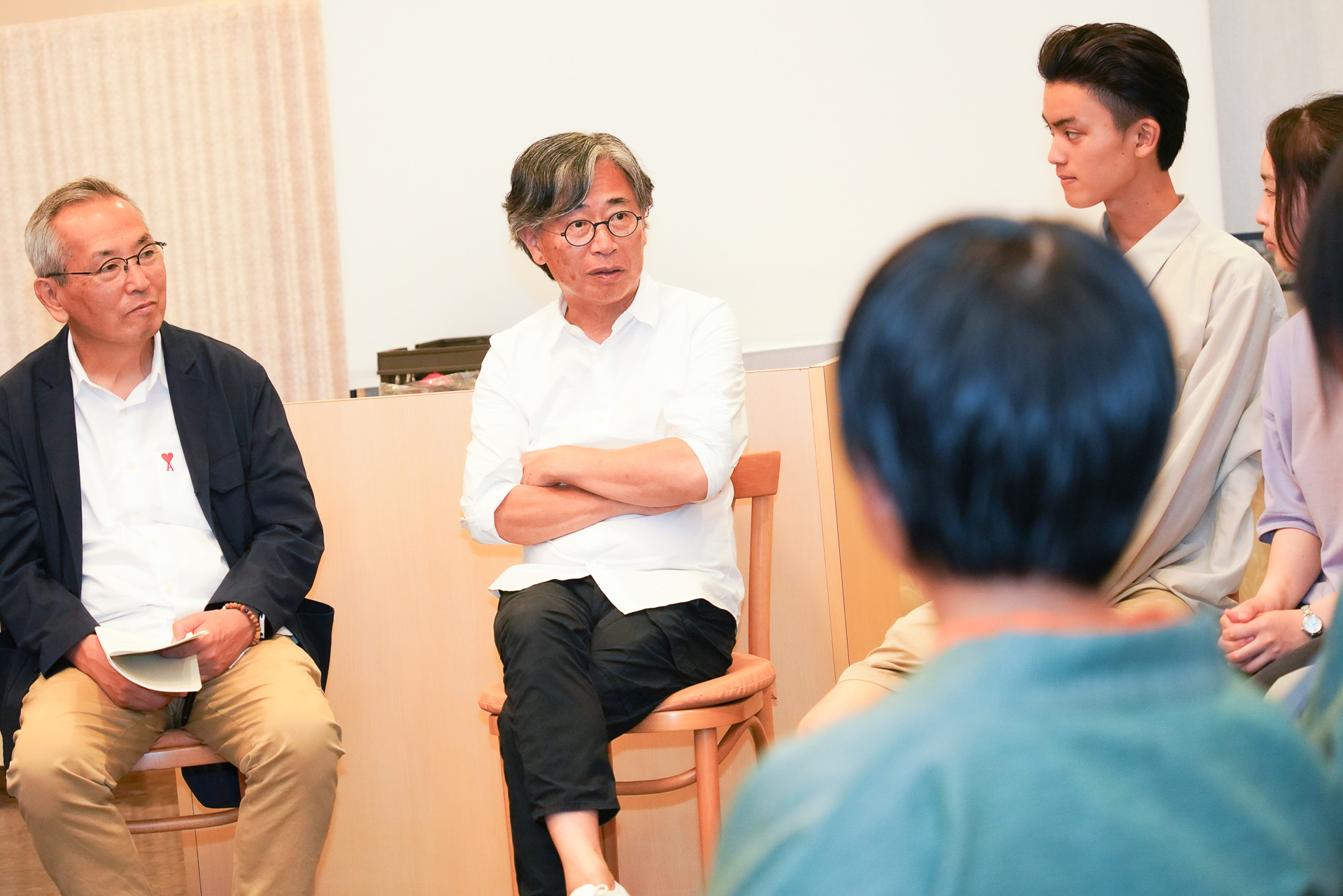 「今回は歩き移動しながら、人と話をして考えてきた」
