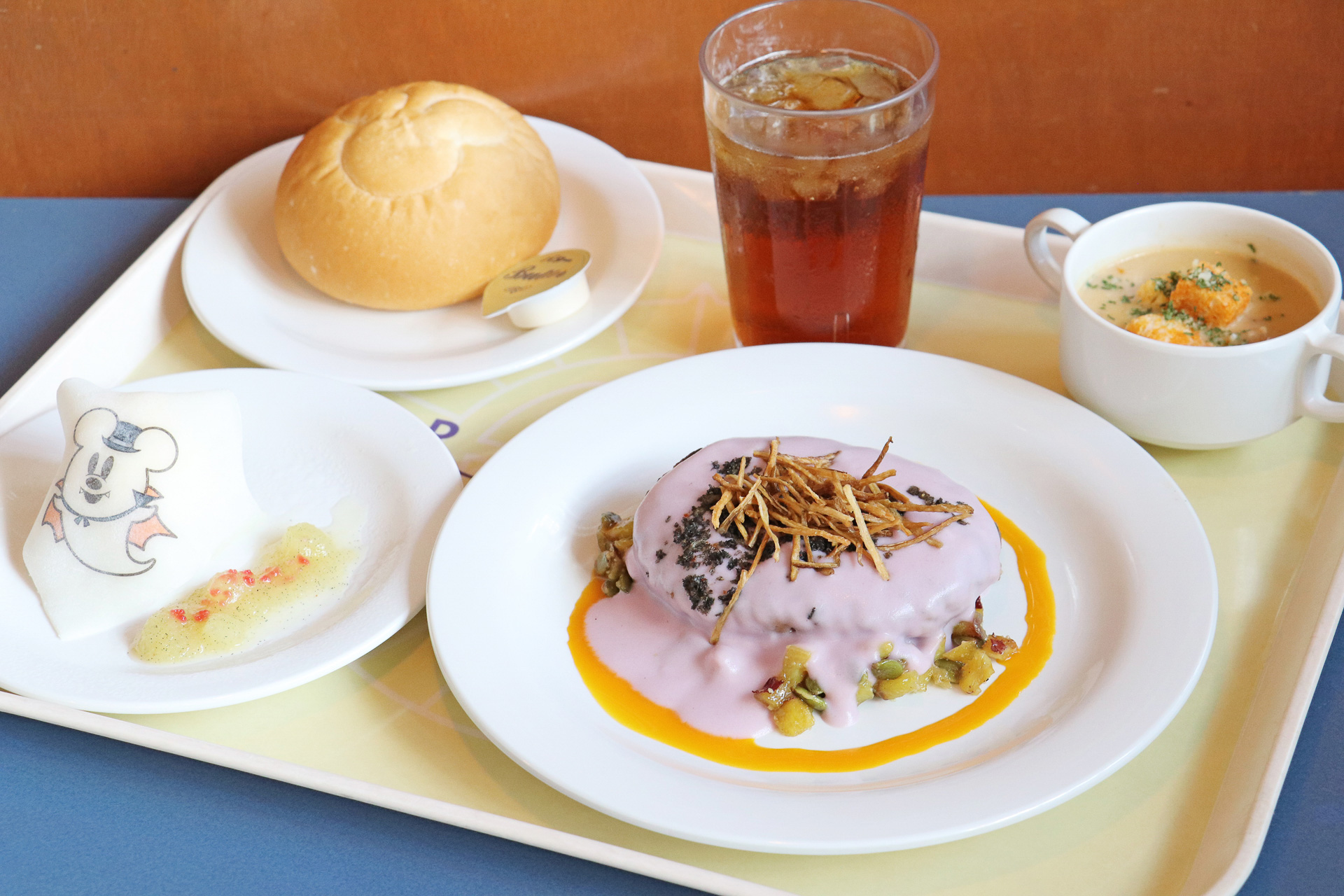 ホライズンベイ・レストランの「スペシャルセット」（2680円）