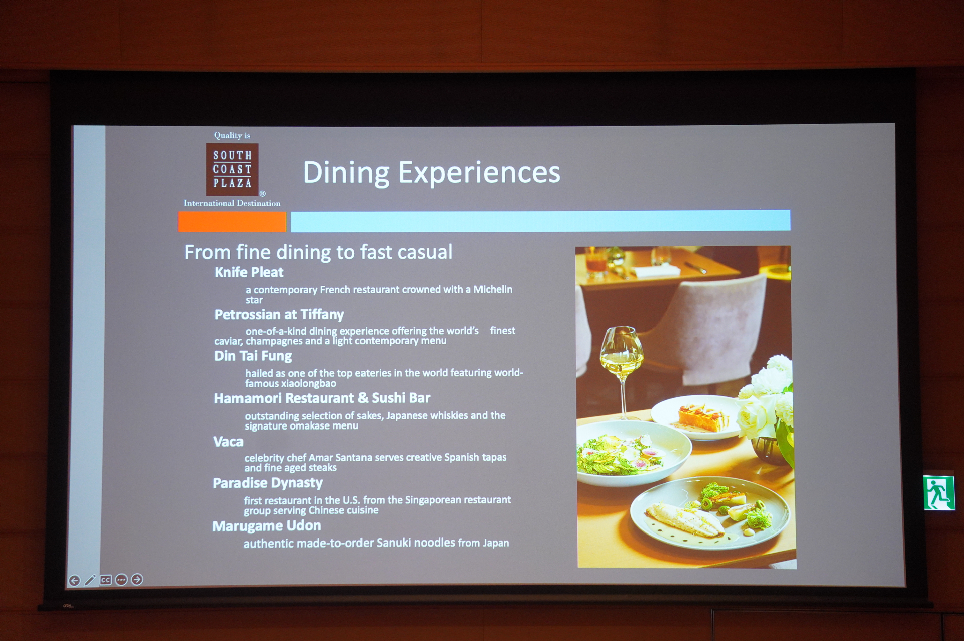 飲食はファストフードから高級レストランまで30店舗。丸亀うどんや鼎泰豊も