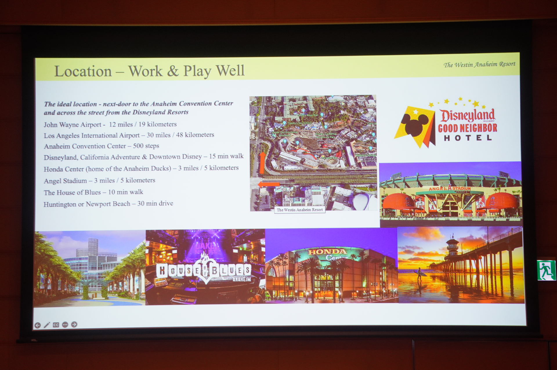 「ザ・ウェスティン・アナハイムリゾート」はアナハイムの中心地にあるラグジュアリーホテル。618の客室があり、1人でもハネムーンでも利用しやすい部屋タイプを用意