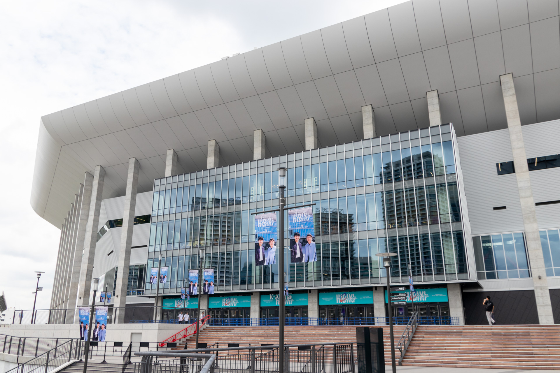Kアリーナ横浜の正面