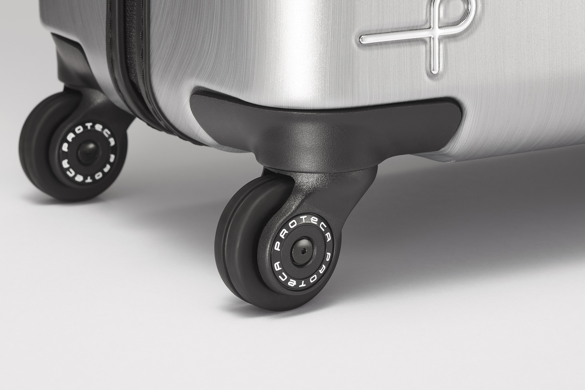 体感音量を軽減した「サイレントキャスター」