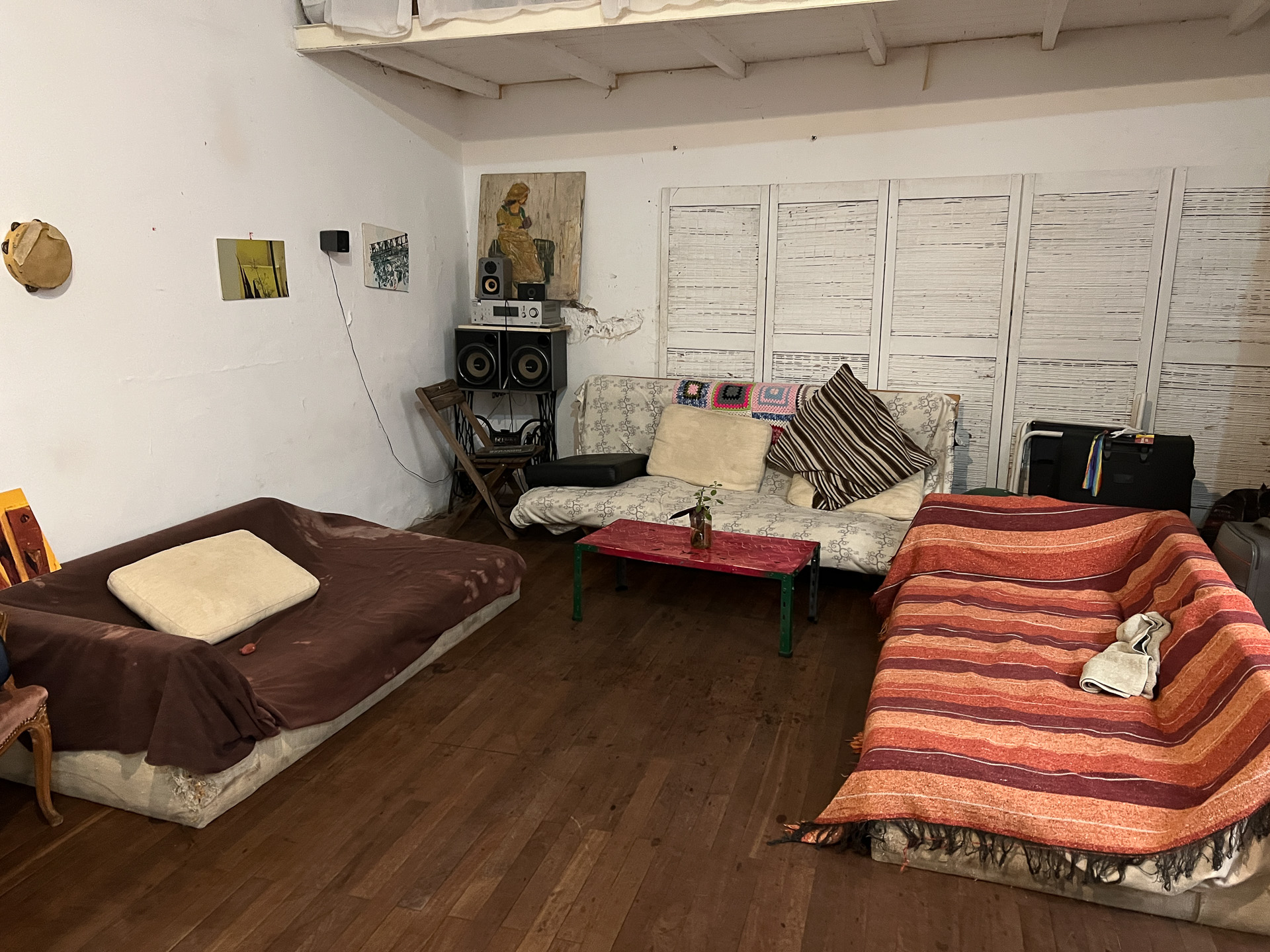 広いダンススタジオもあり、さすがタンゴの街